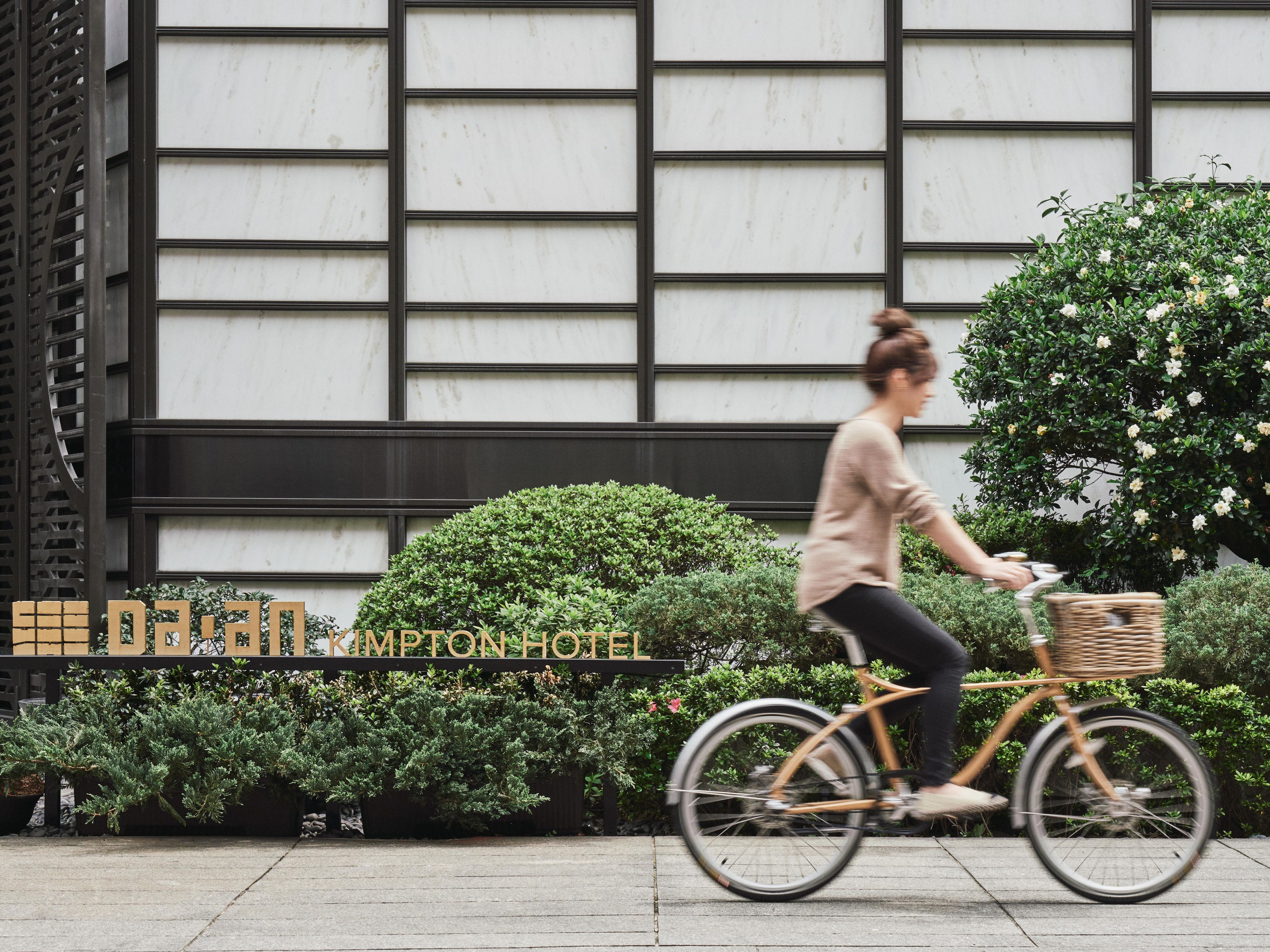 Cruise the city with Kimpton Da An