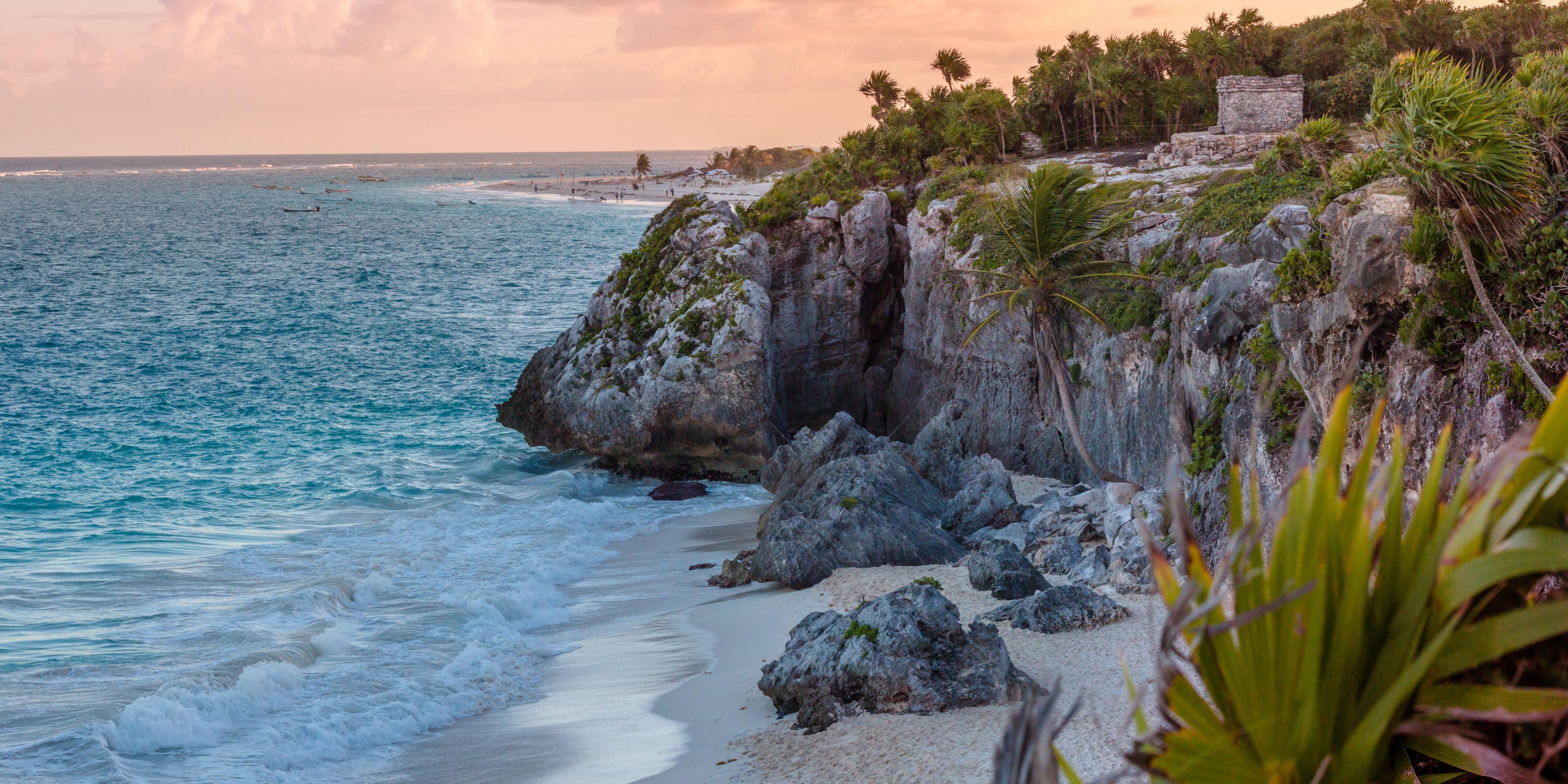 Acantilados costeros de Tulum