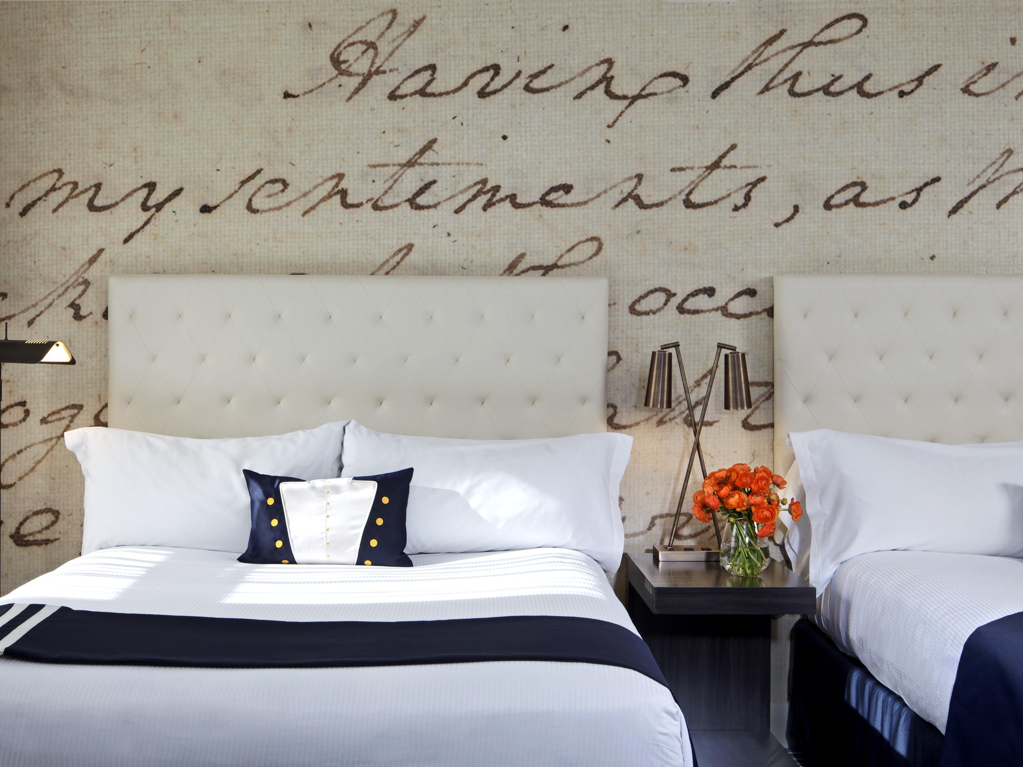 Queen Queen Room