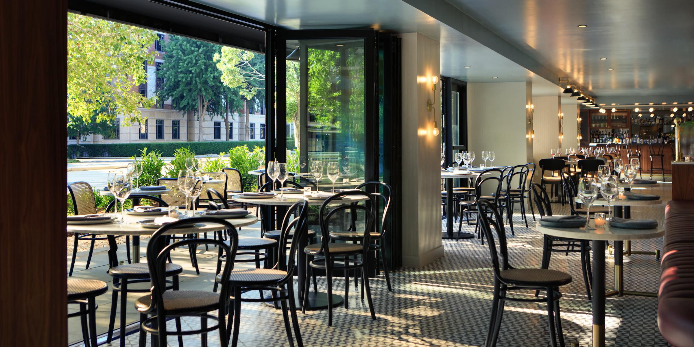 A sultry take on the classic French bistro, Le Sel serves up elevated comfort food using carefully curated, locally sourced ingredients. In both the dining room and on the patio, there’s always the lively buzz of spirited conversations and clinking glasses.