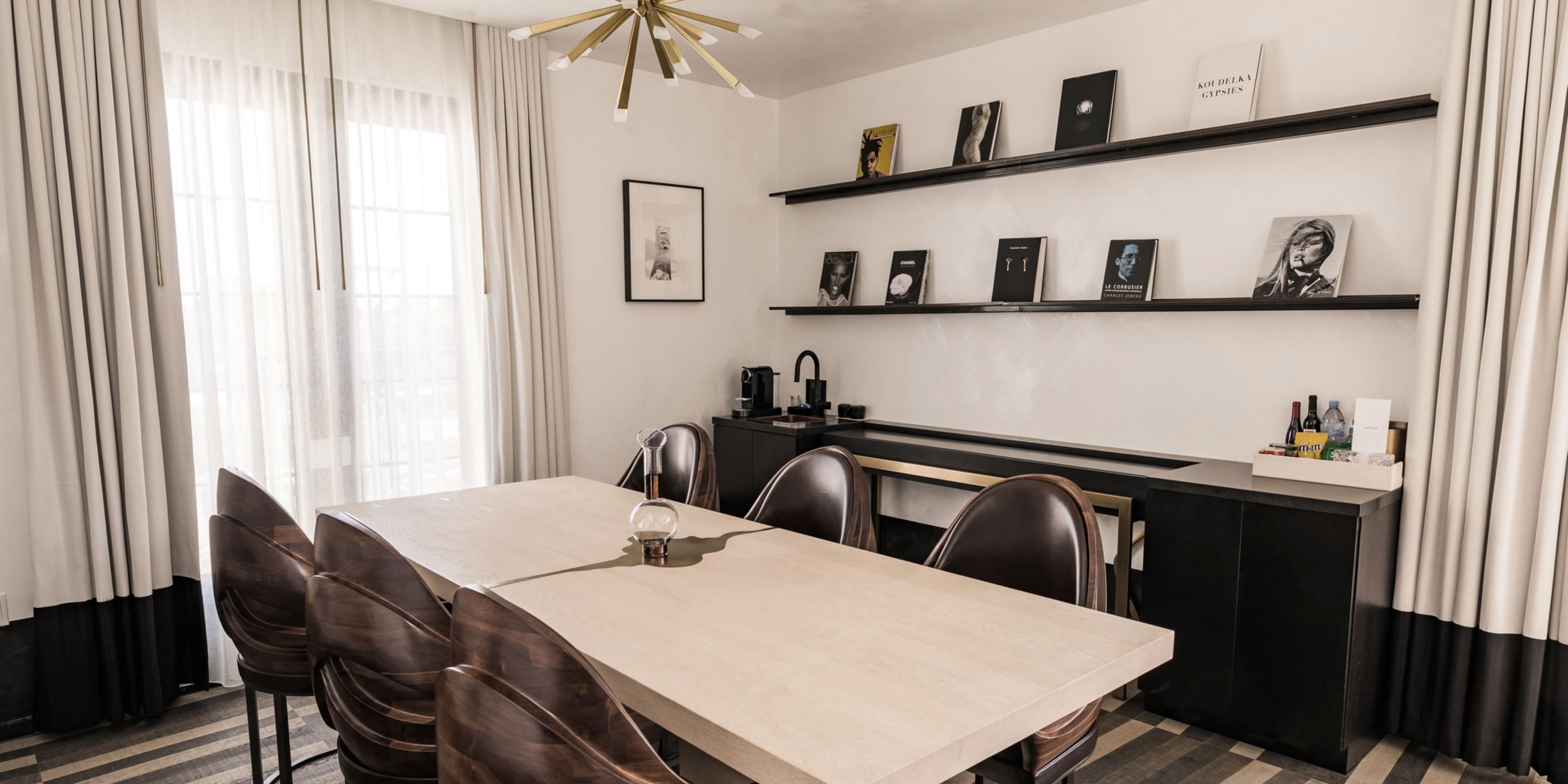 La Peer Penthouse Dining Area