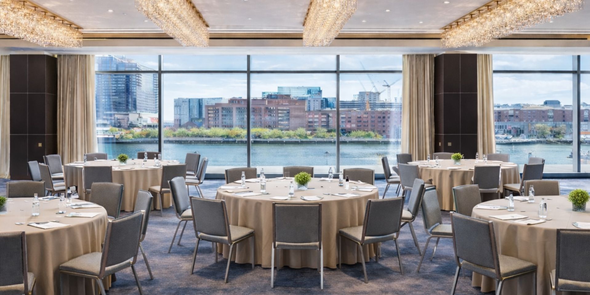 Meeting room with a view of the city.