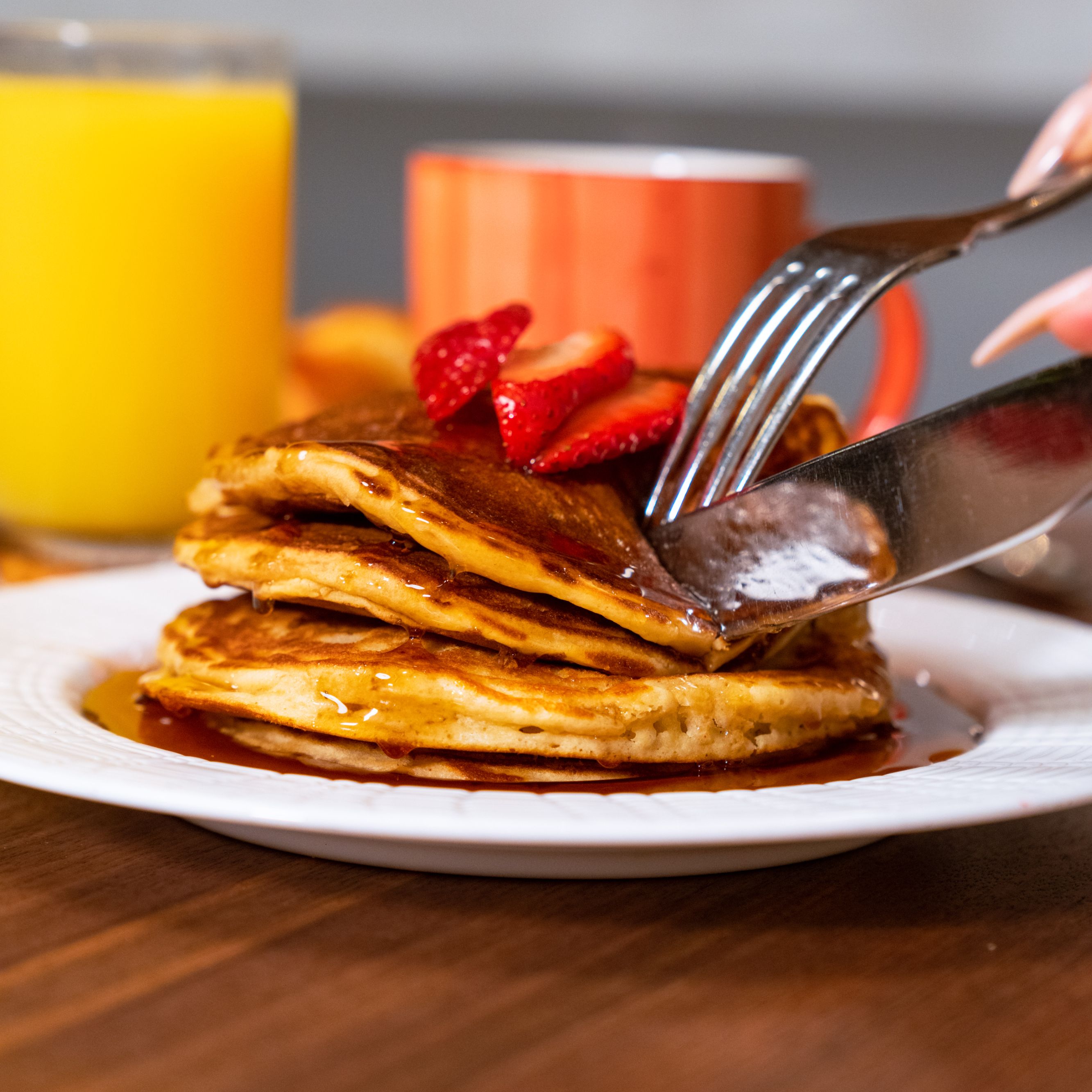 Pancakes with toppings.