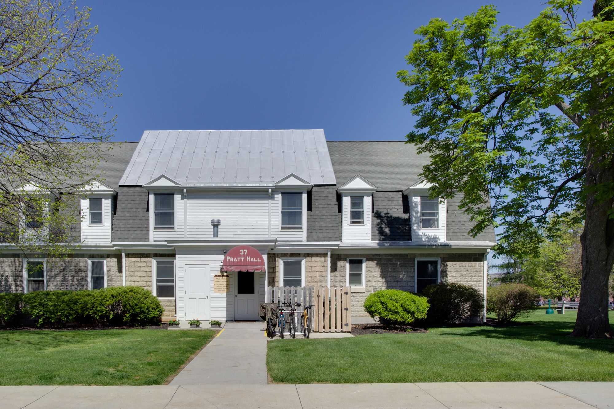 IHG Army Hotels Carlisle Barracks Pratt Hall Exterior new