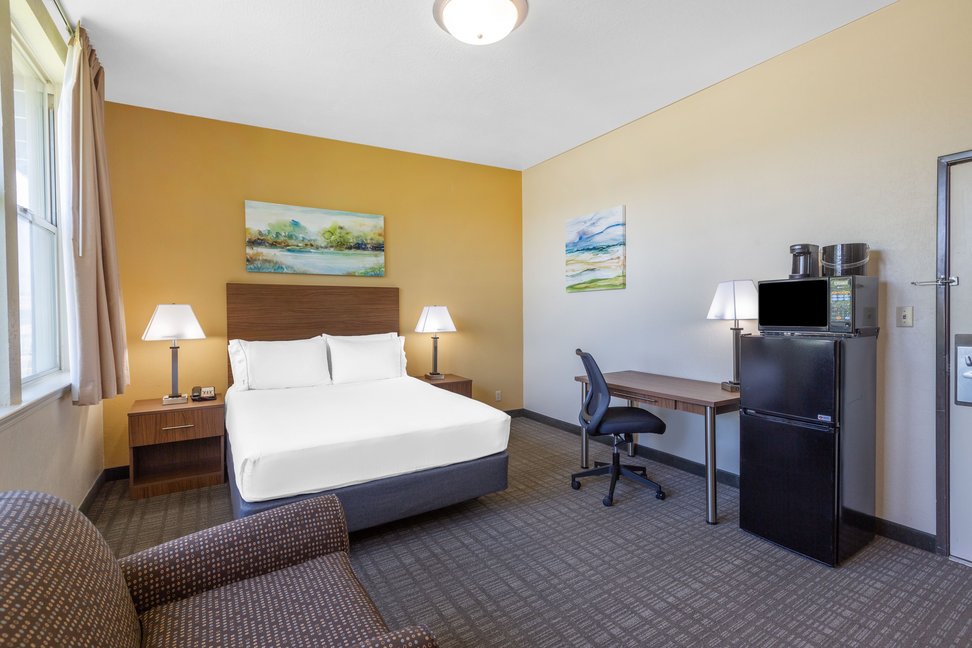 Single Bed Guest Room