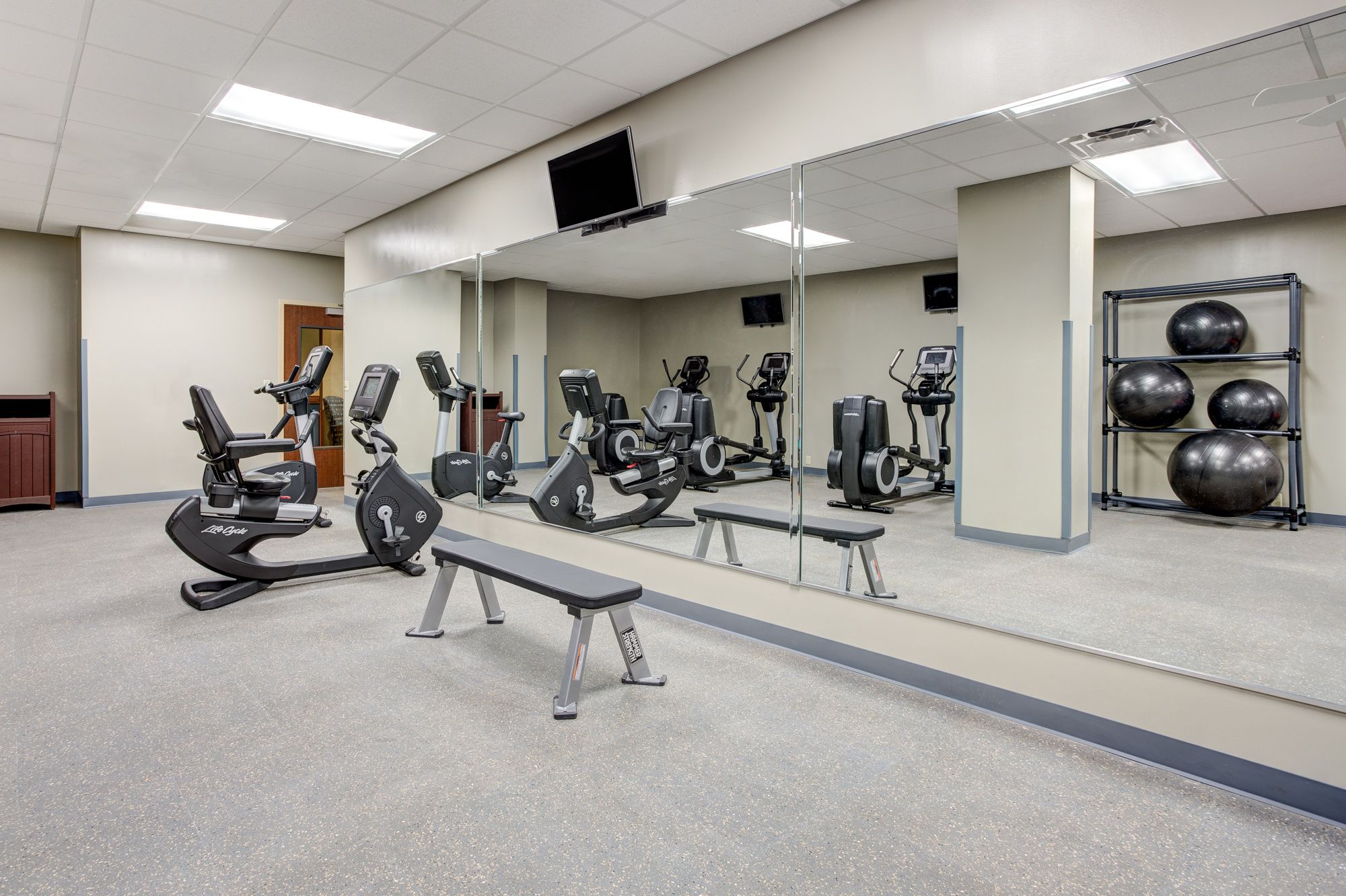 Available for all guests in Holiday Inn Express Abrams Hall