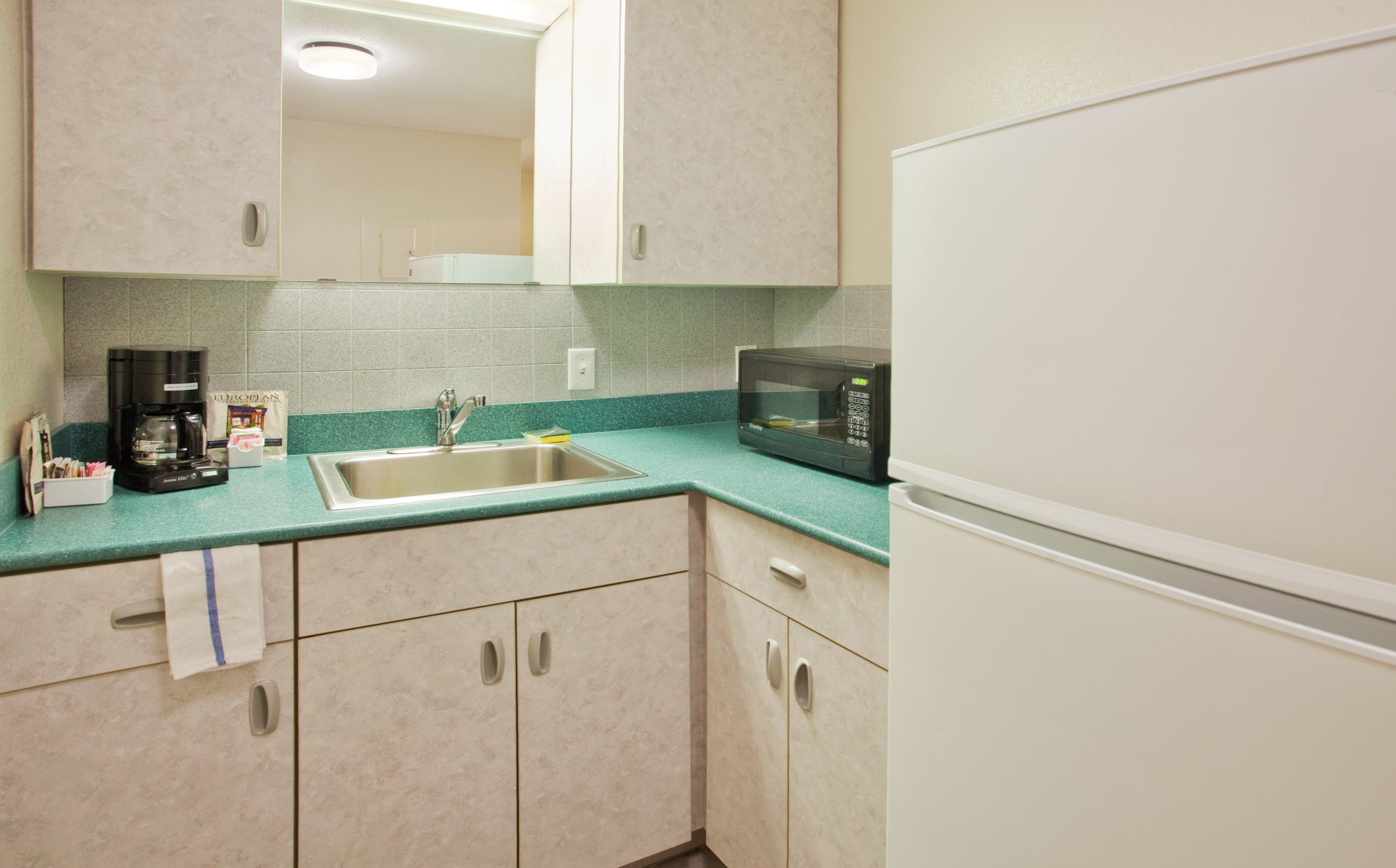 Guest Room Common Area