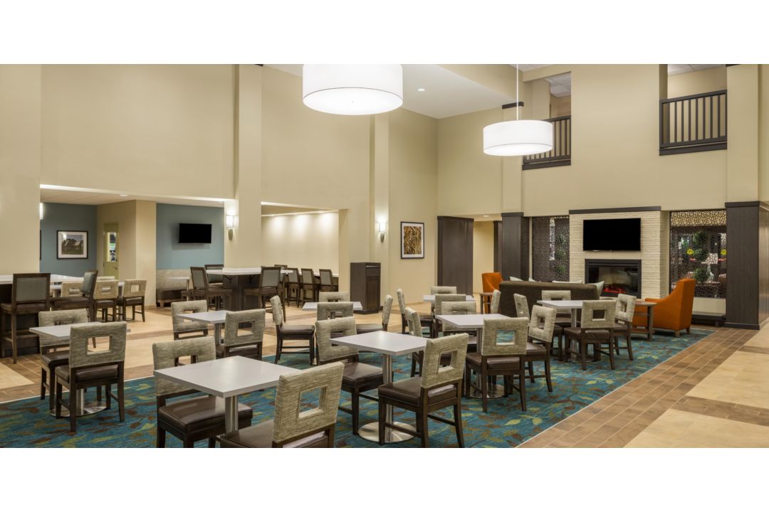 fort leonard wood hilton hotel