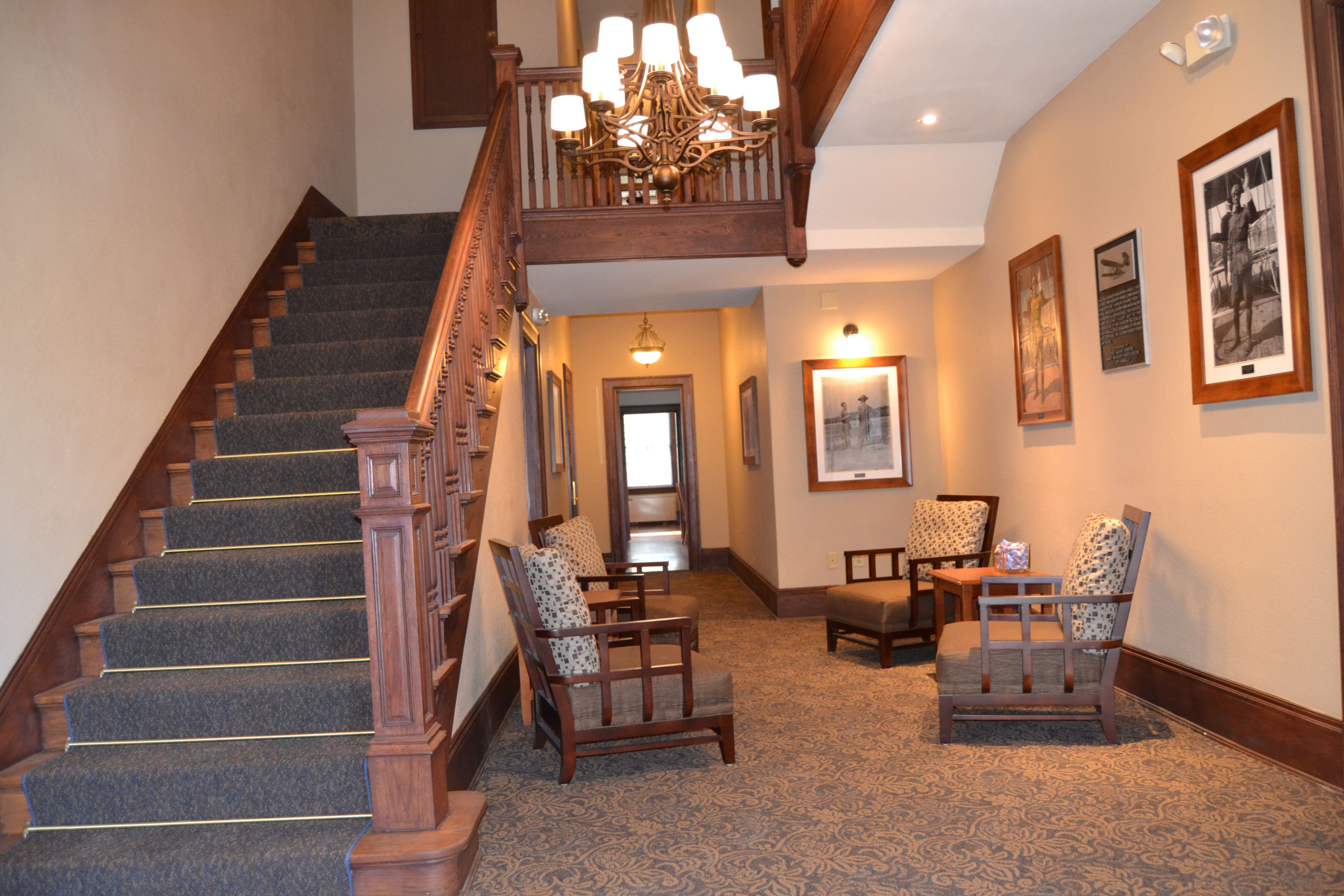 Foulois House, Bldg. 107, Entry Way and Lobby