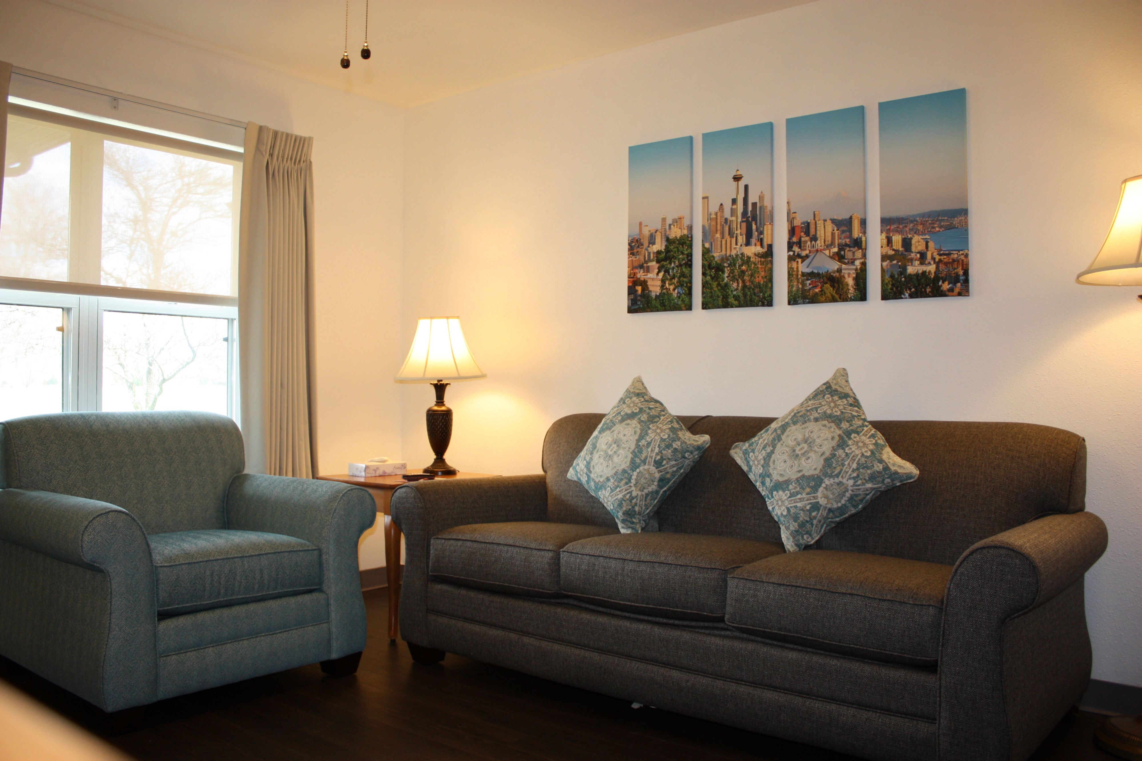 IHG Military Hotel Bldg 682 - One Bedroom Suite Living Area