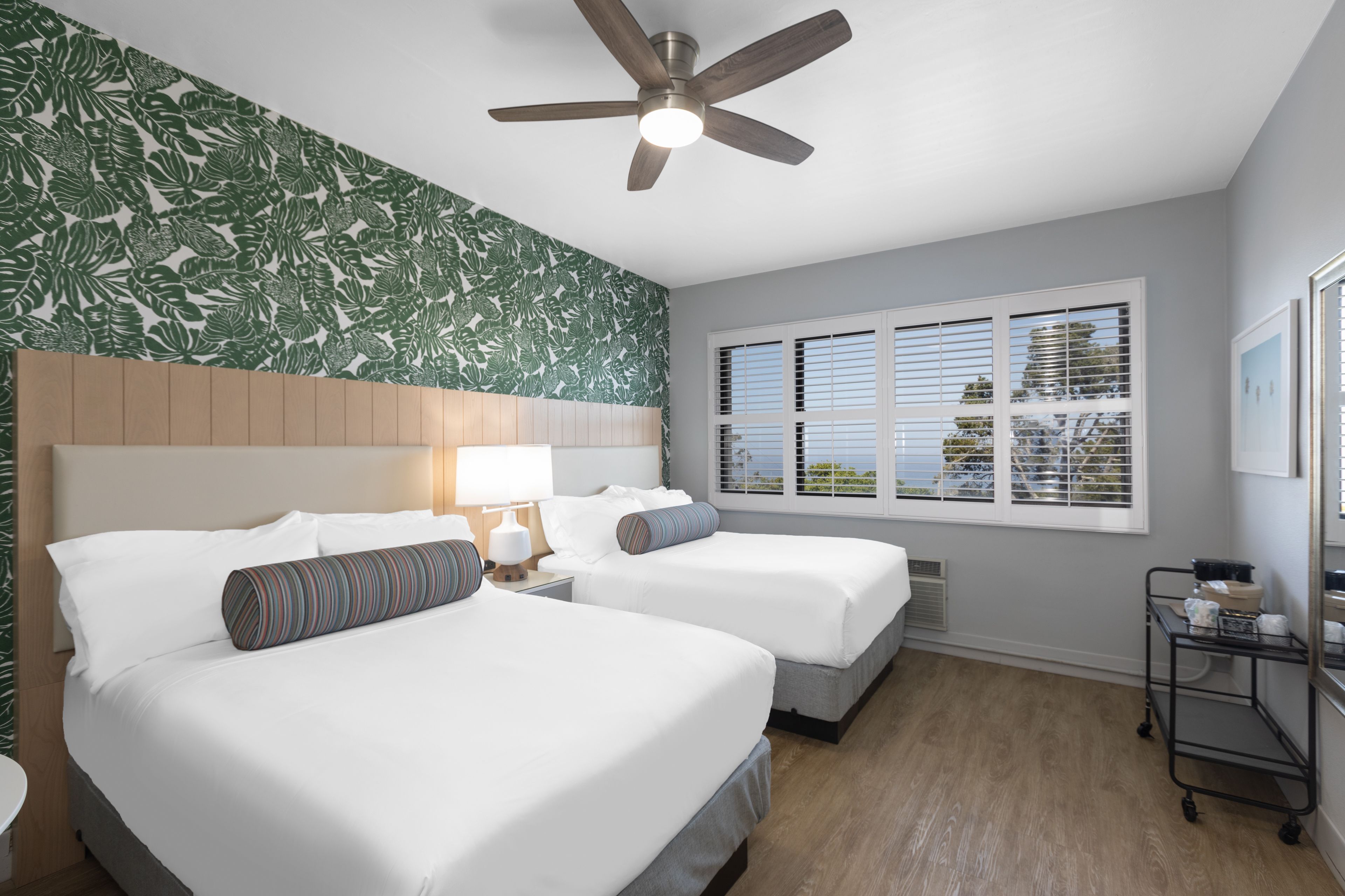 1 King Bed 2 Full Bed Suite