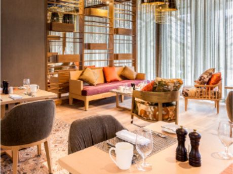 Mosaic Restaurant Crowne Plaza Vientiane