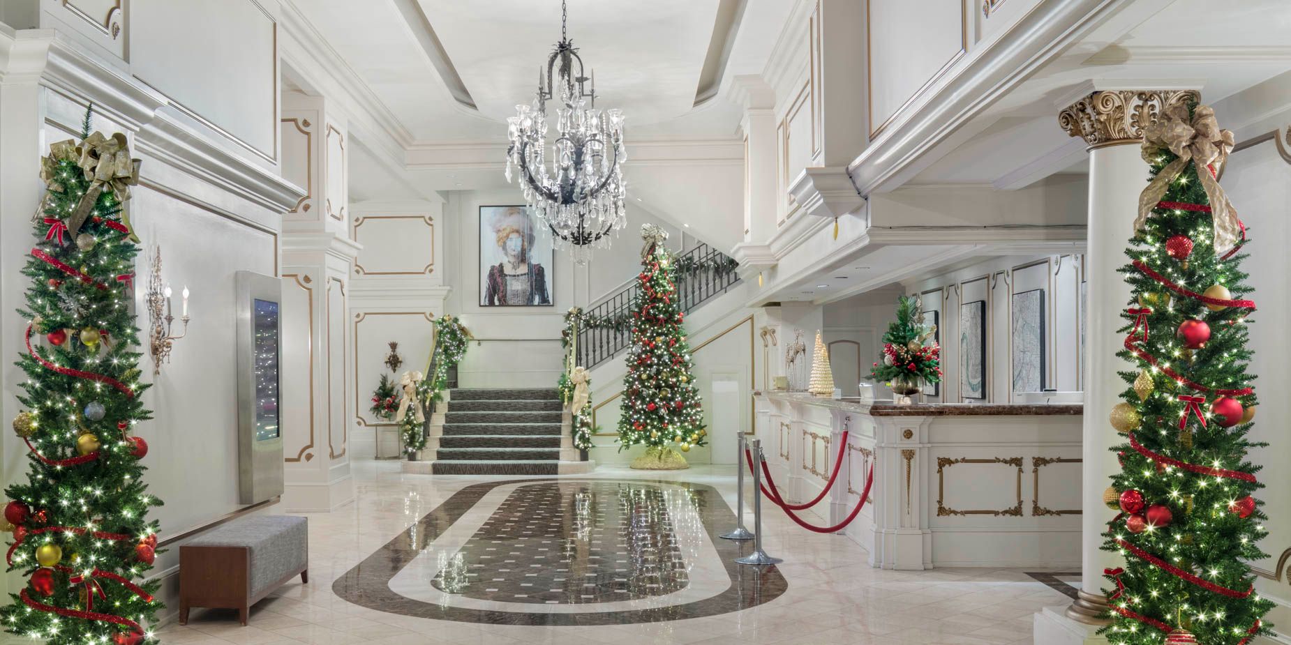 Lobby decorated for Christmas at Crowne Plaza New Orleans French Qtr - Astor.