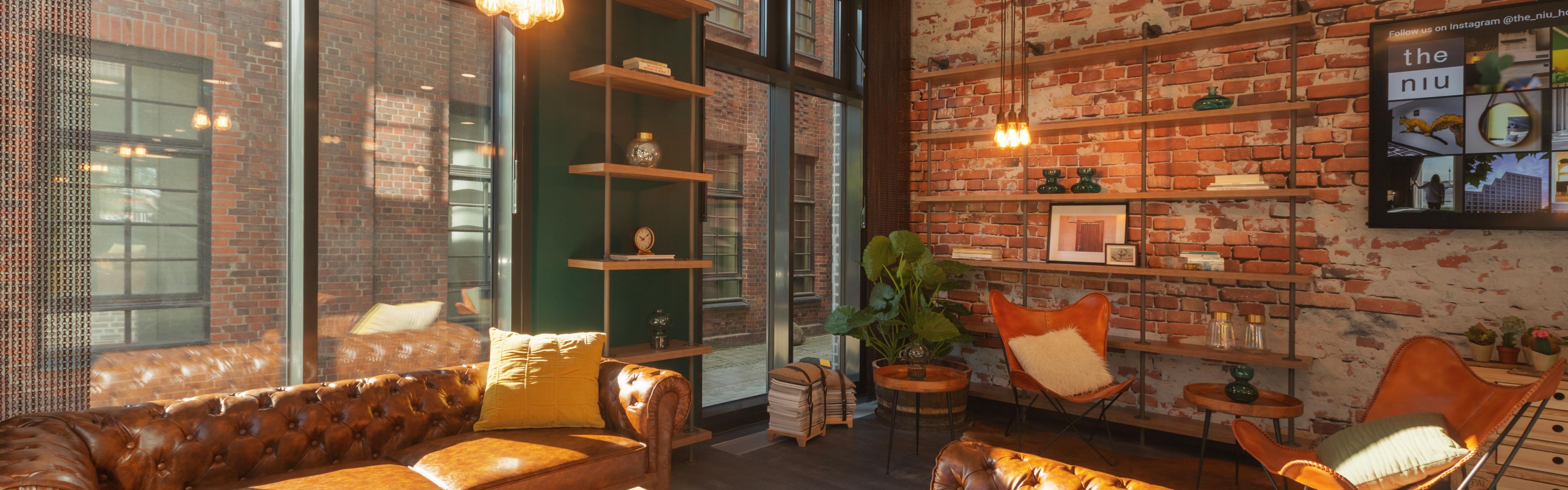 무료 WI-FI가 제공되는 매력적인 로비에서 휴식을 취하십시오.