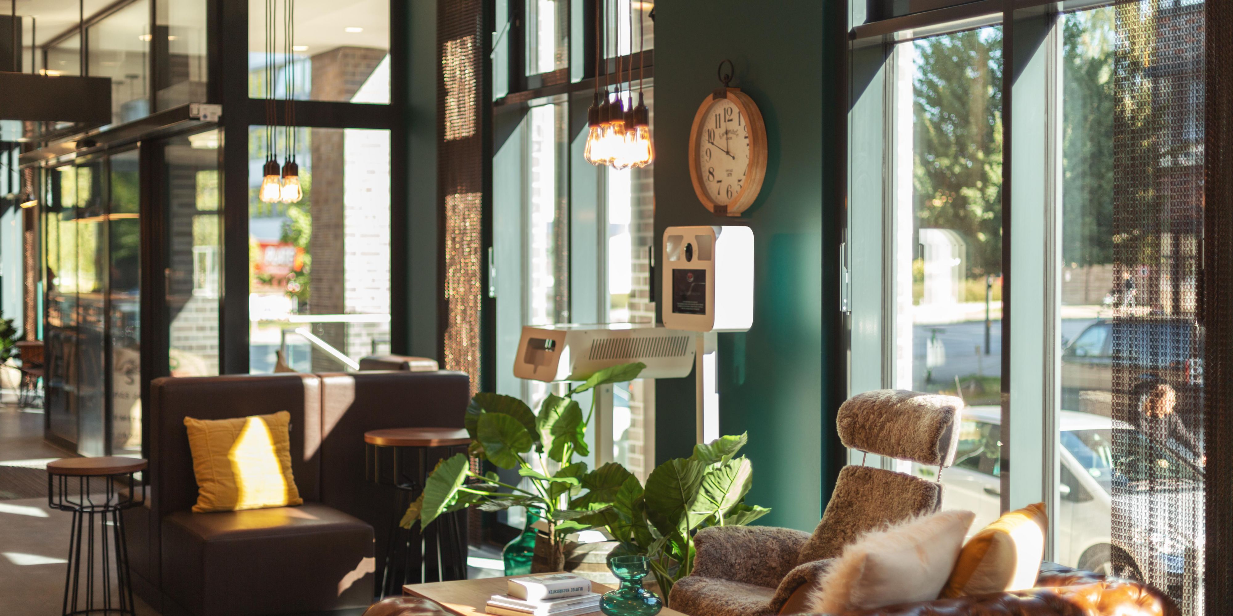 Holiday Inn - the niu, Bricks Hamburg Eppendorf