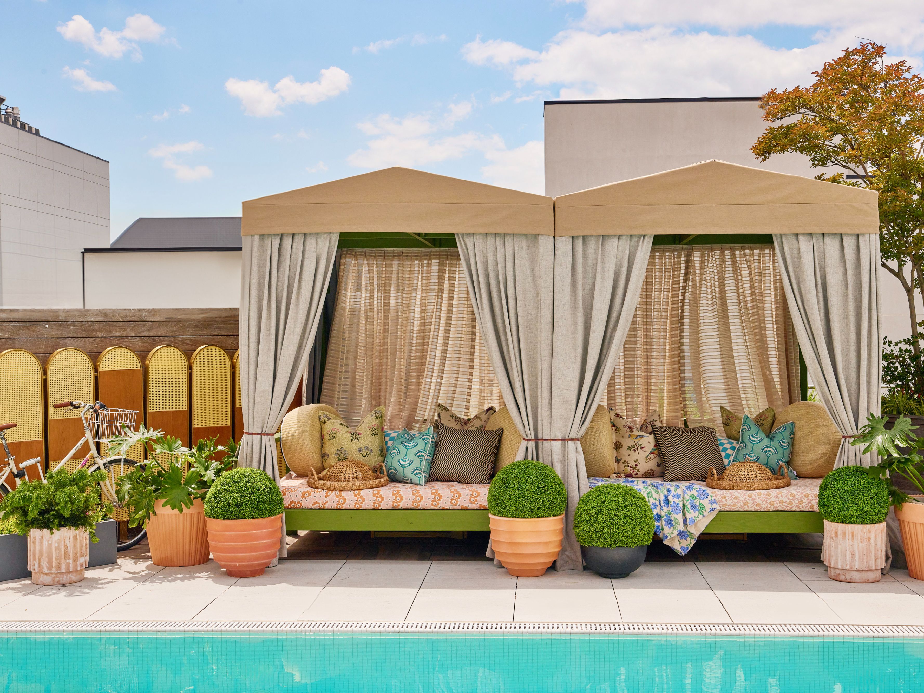 comfortable pool seating