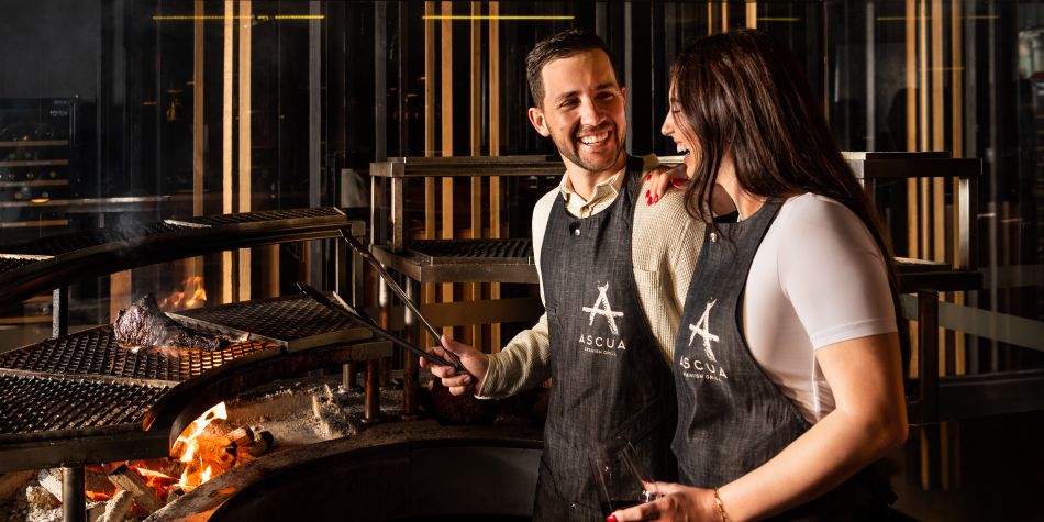 Guests at an Ascua masterclass.