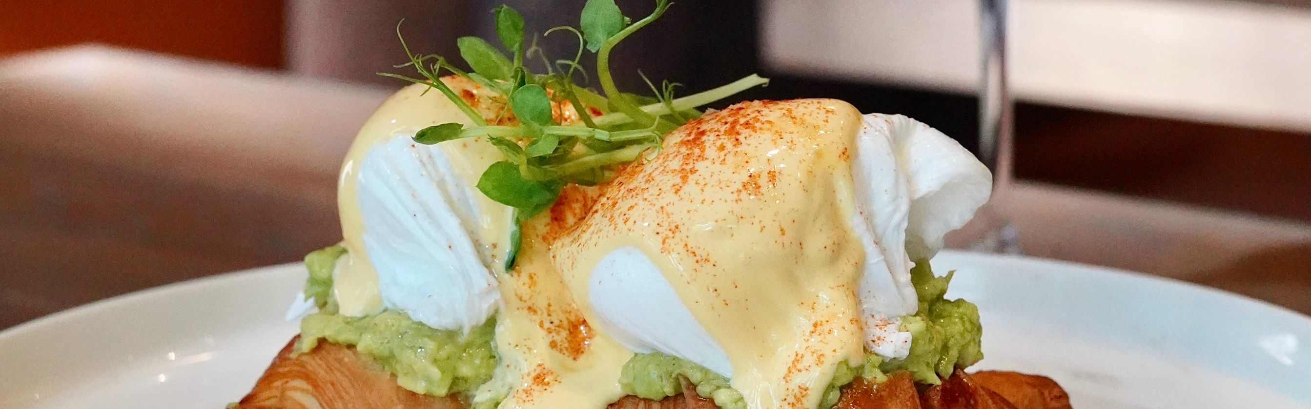 Eggs benedict