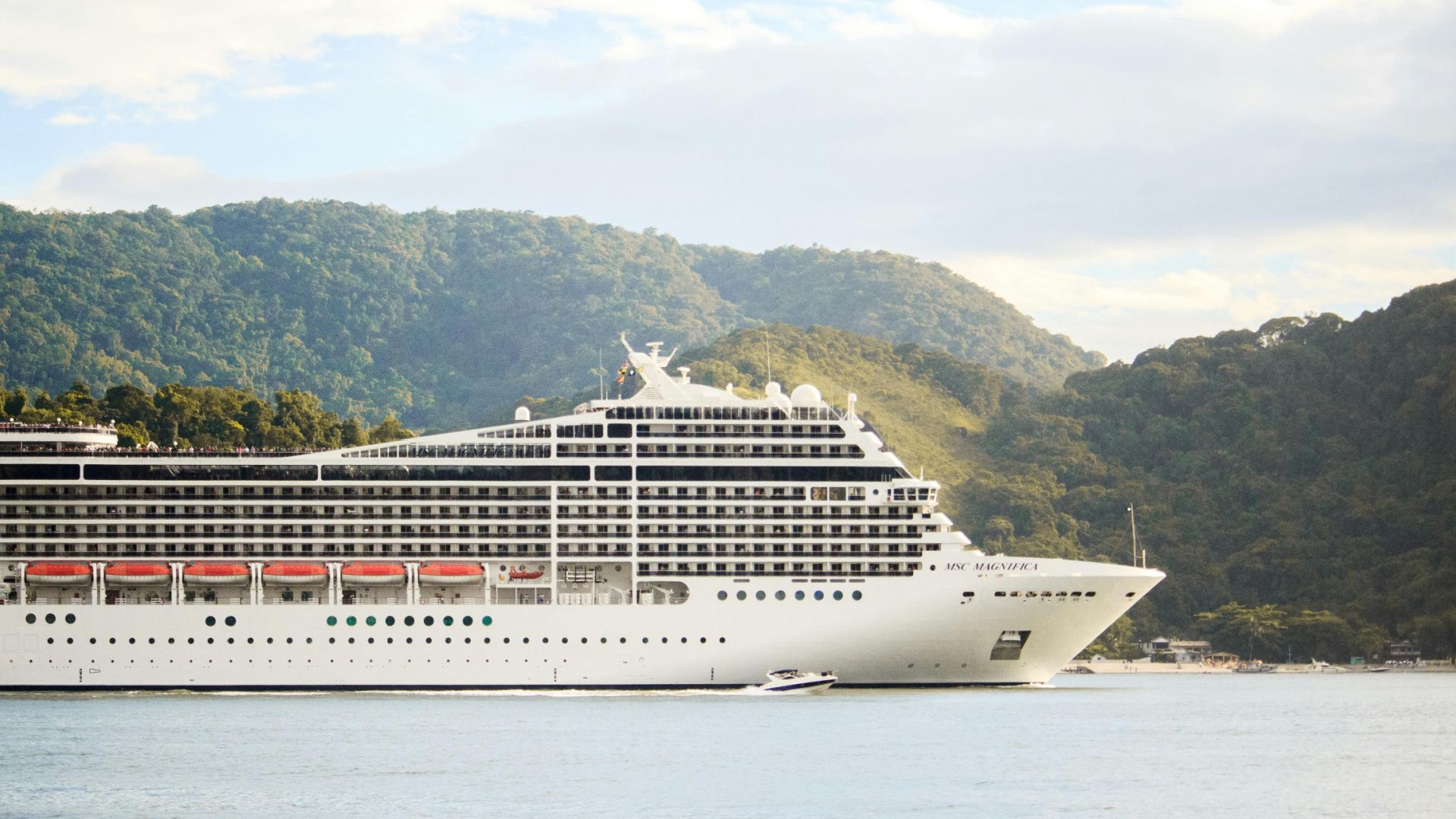 Cruise ship en route from Seattle to Alaska