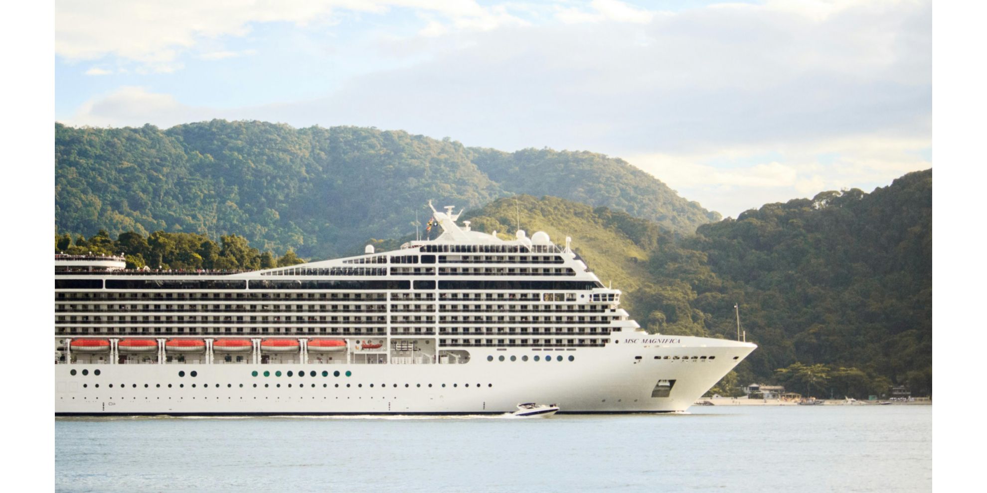 Cruise ship en route from Seattle to Alaska