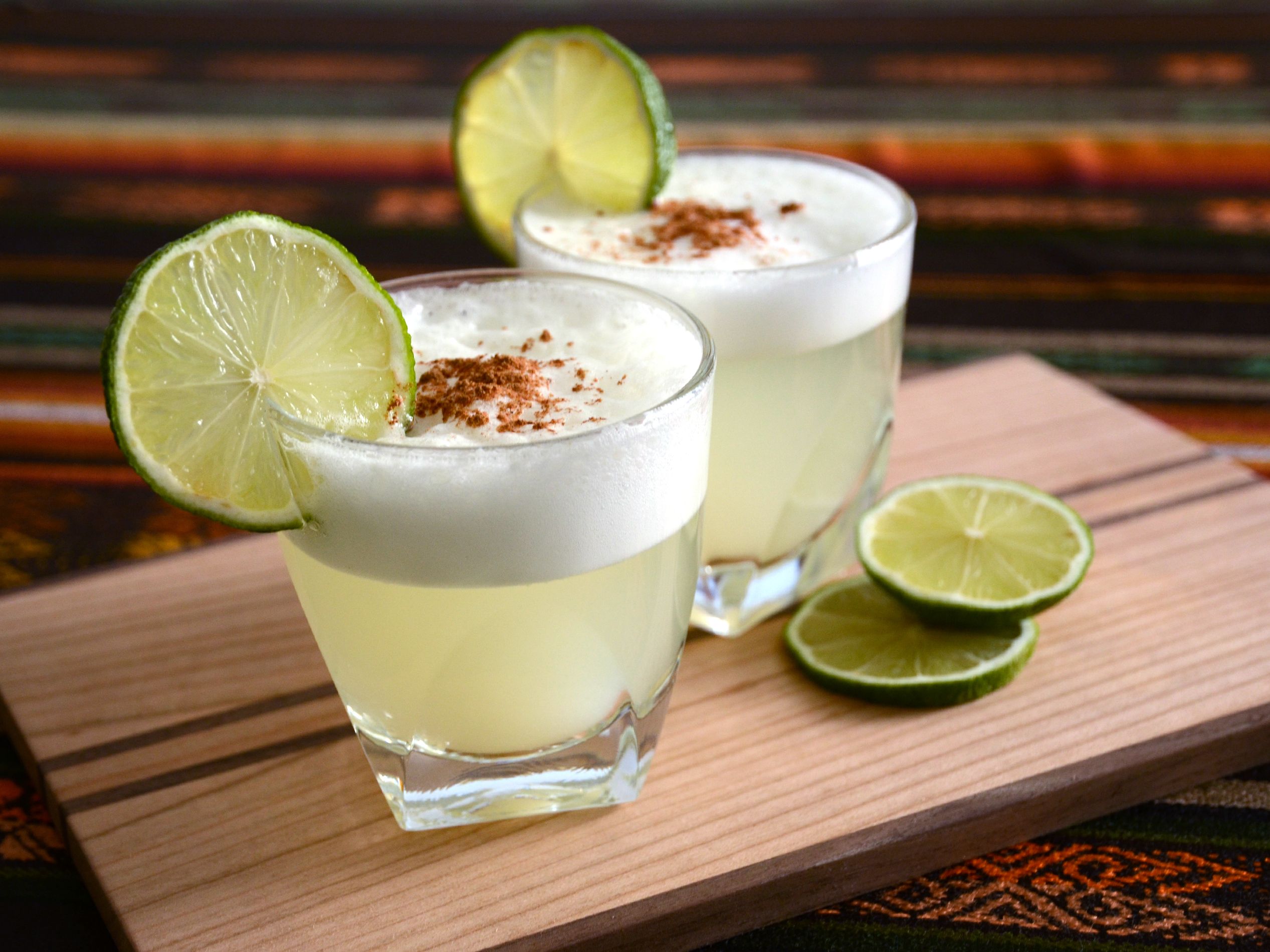 Pisco sour drinks