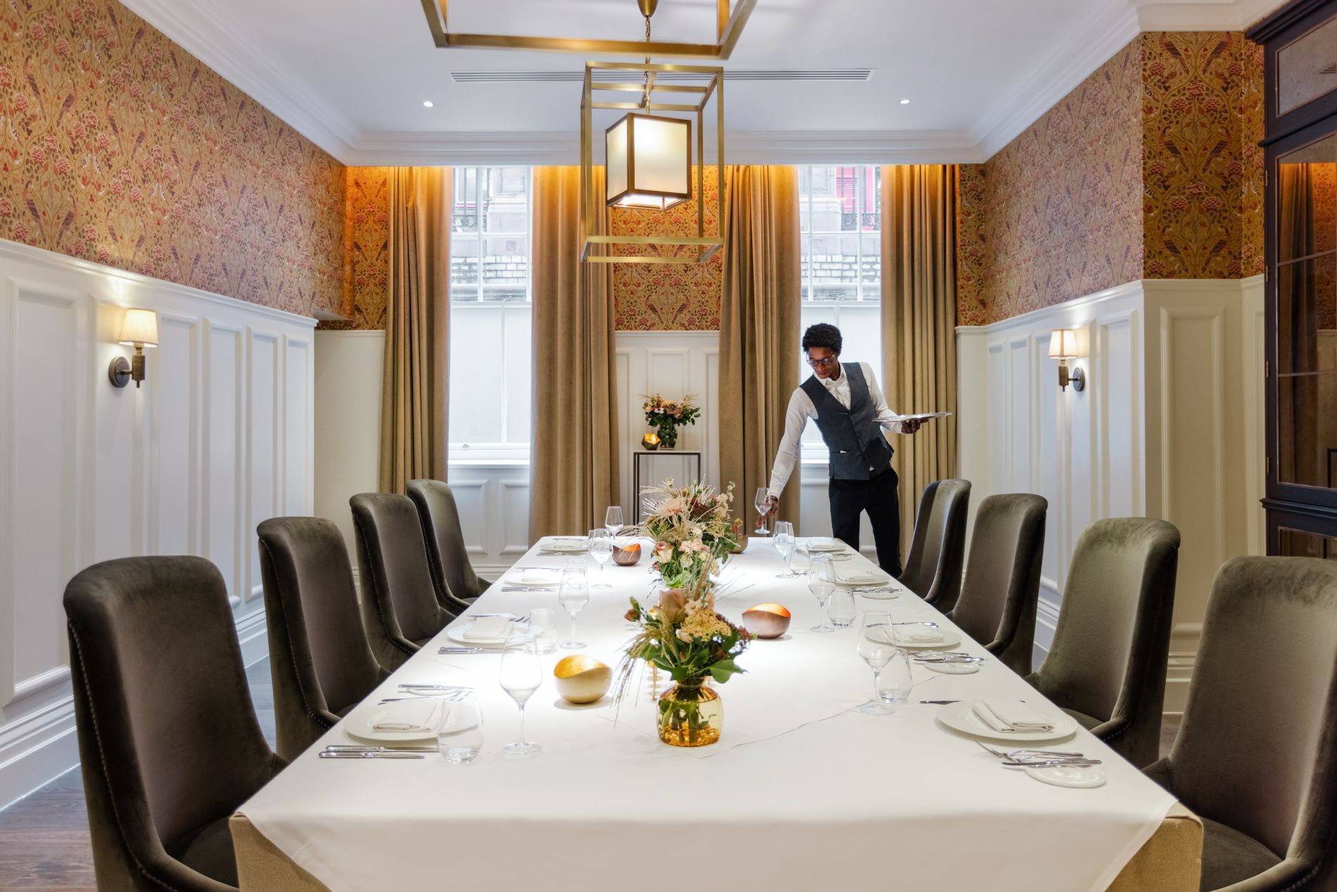 Private dining room at Kimpton Fitzroy London
