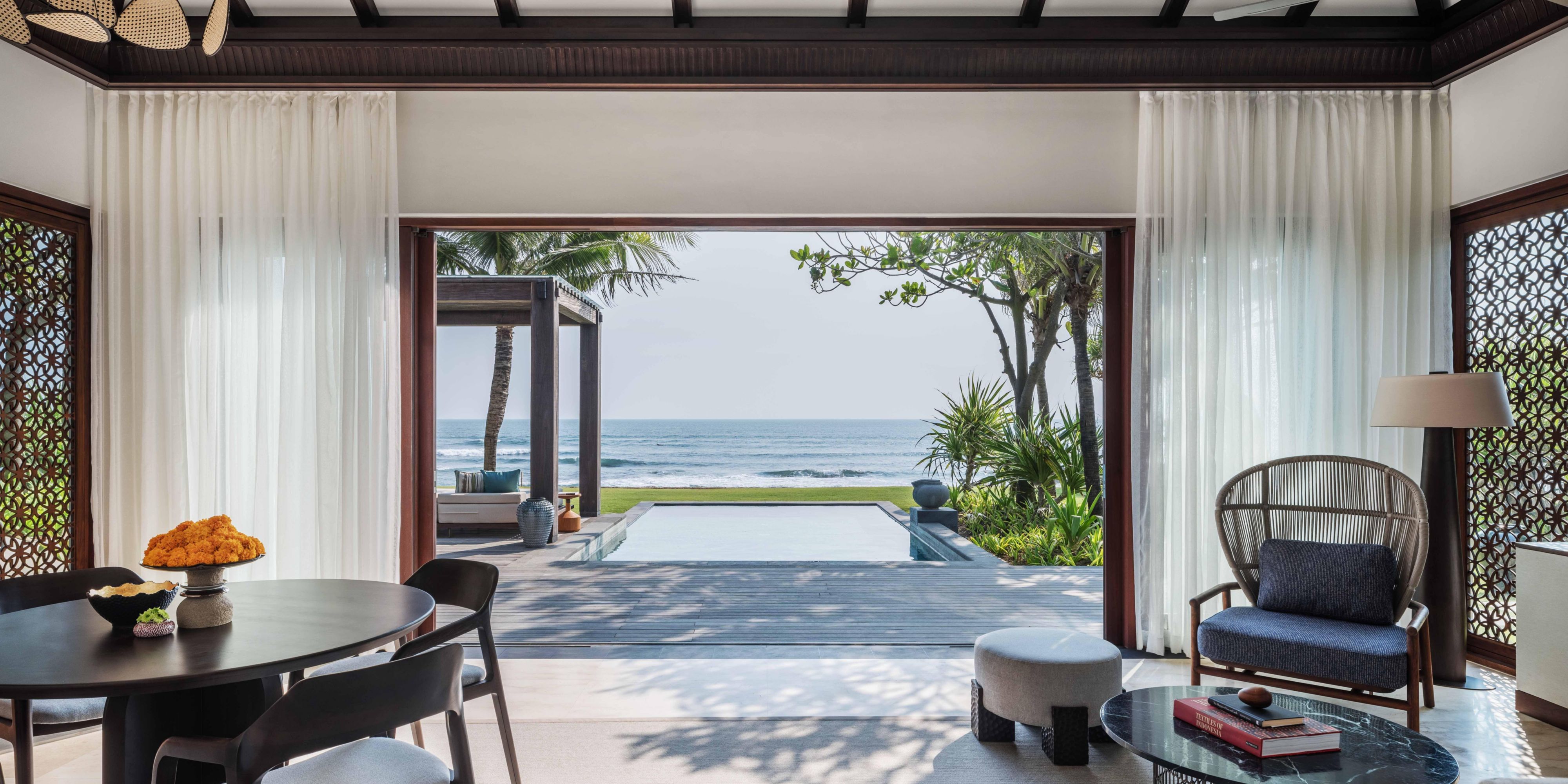 Regent Bali Canggu - Beachfront Villa - Living Room