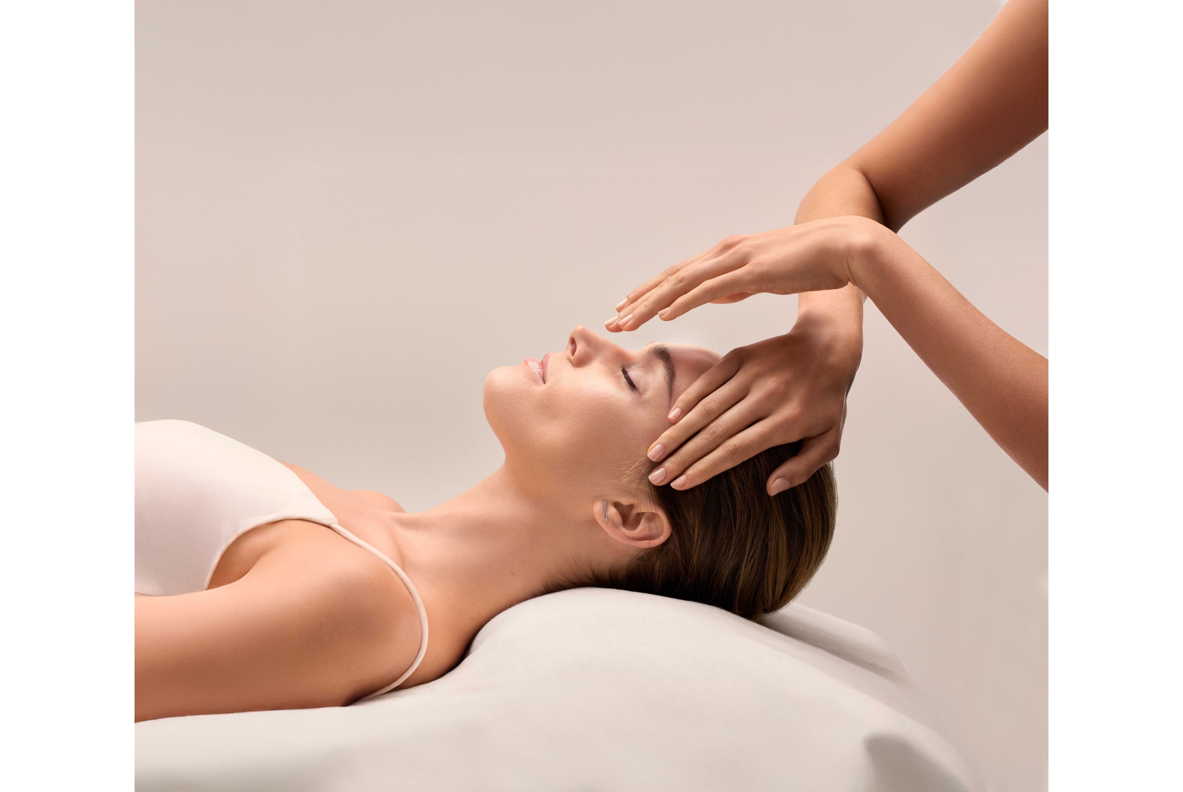 Cannes Spa Room  