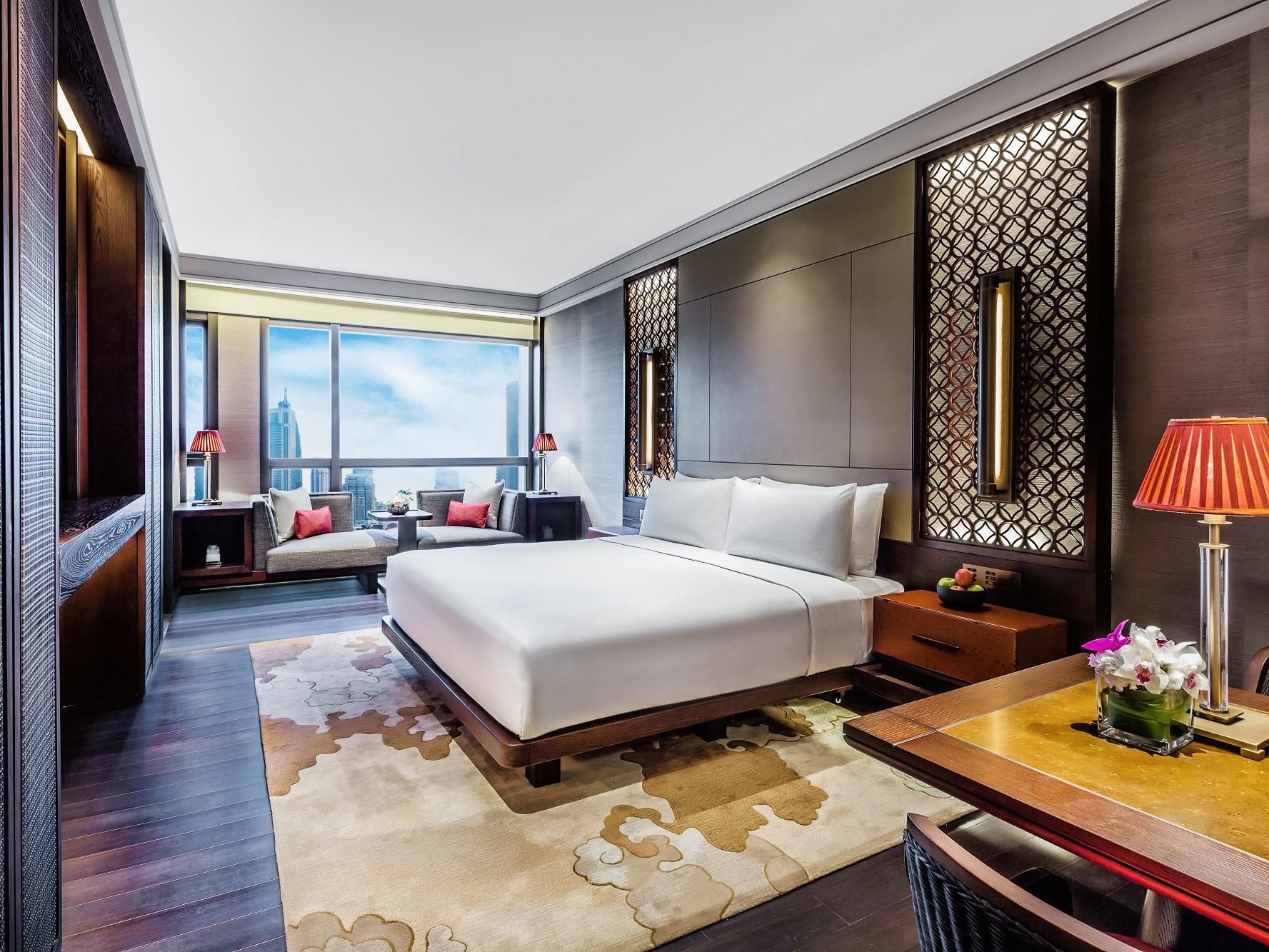 Regent Club Room