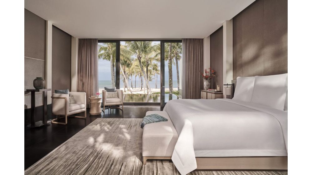 Regent Featured Room