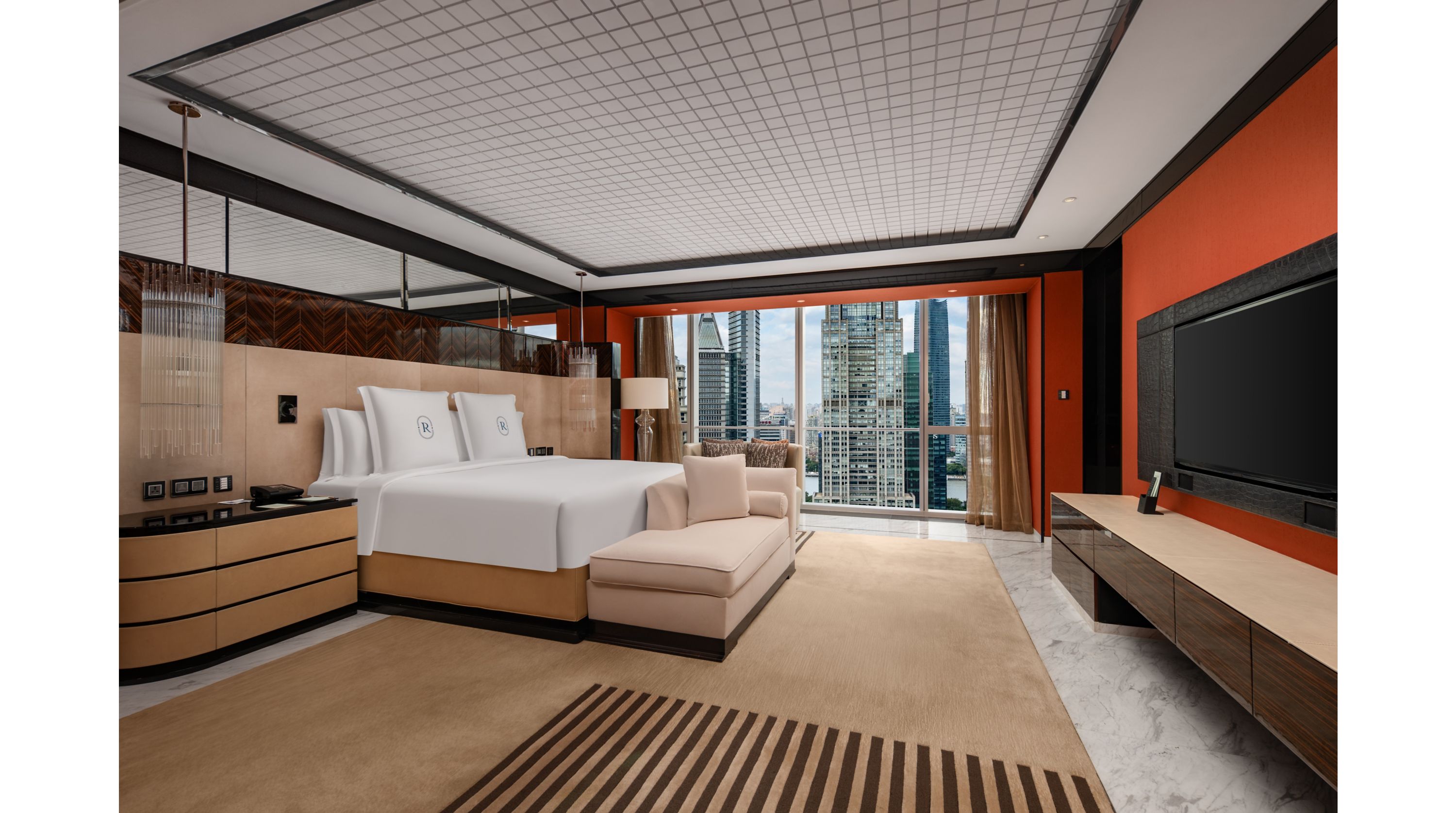 Presidential suite bed view