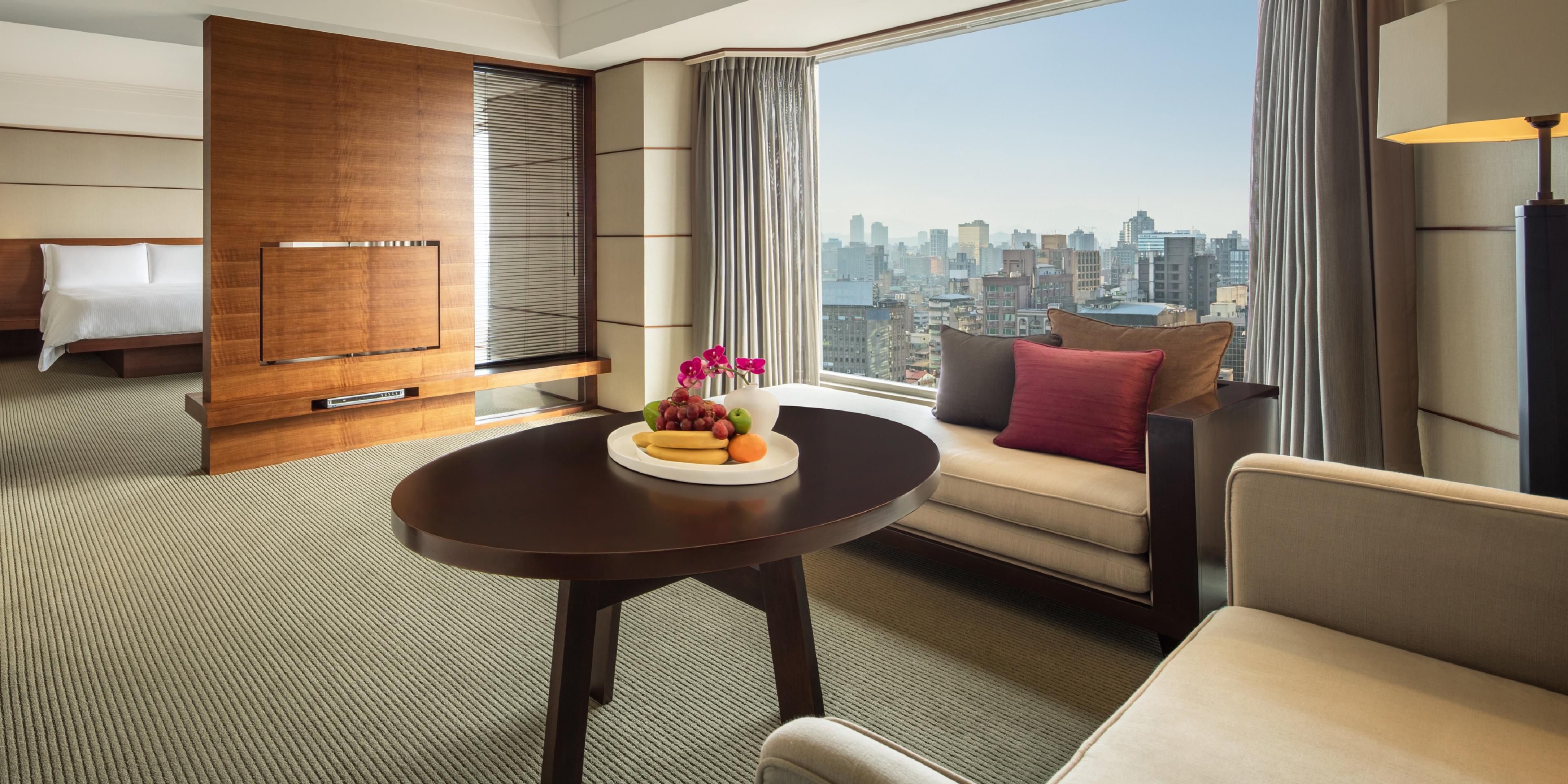 Tai Pan Junior Suite