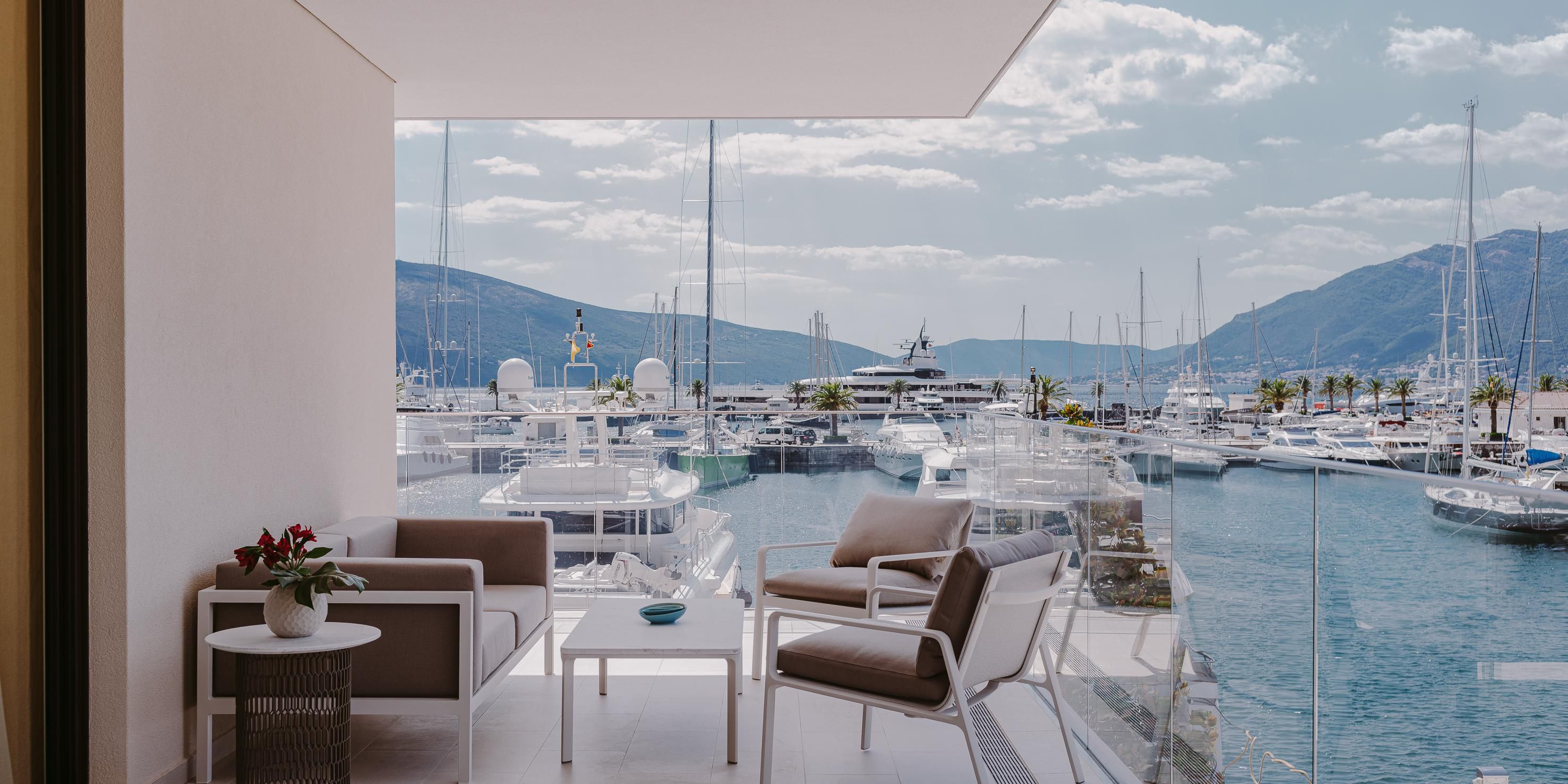Amazing bay view from the furnished balcony