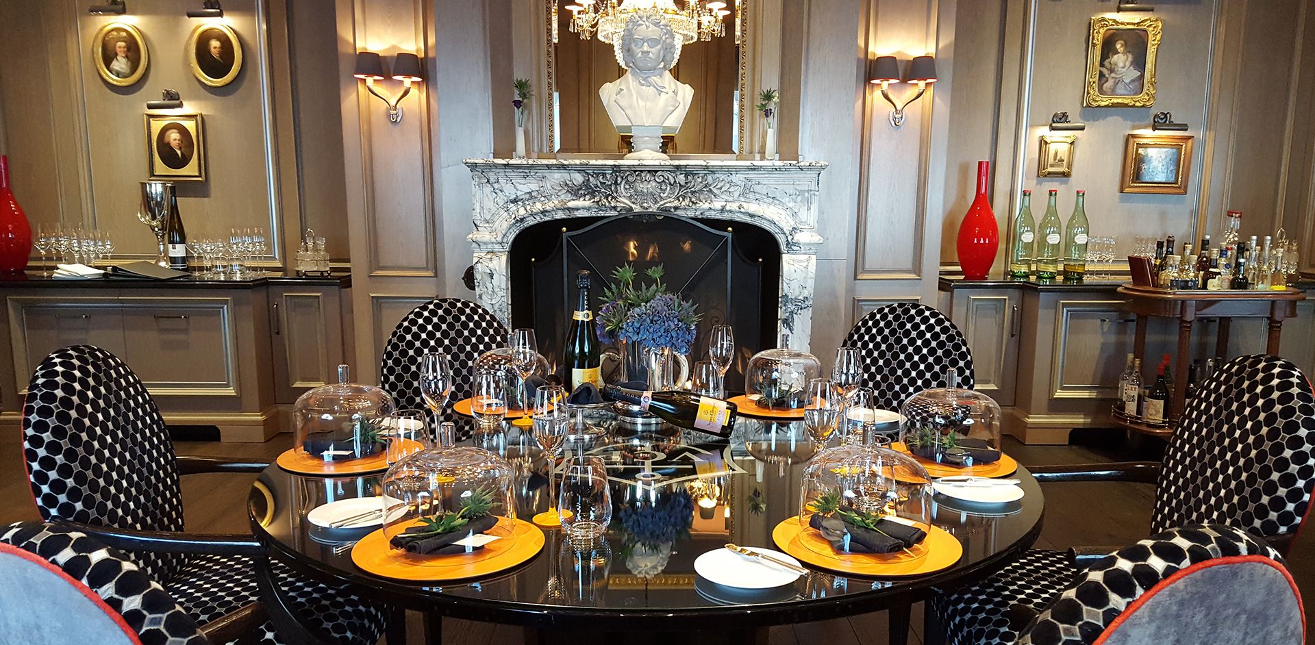 Cena con champán Veuve Clicquot en el restaurante Charlotte & Fritz 