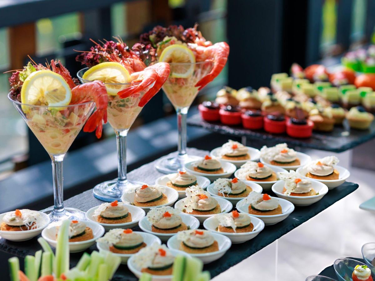 Relish seasonal flavours at our Halong Bay resort