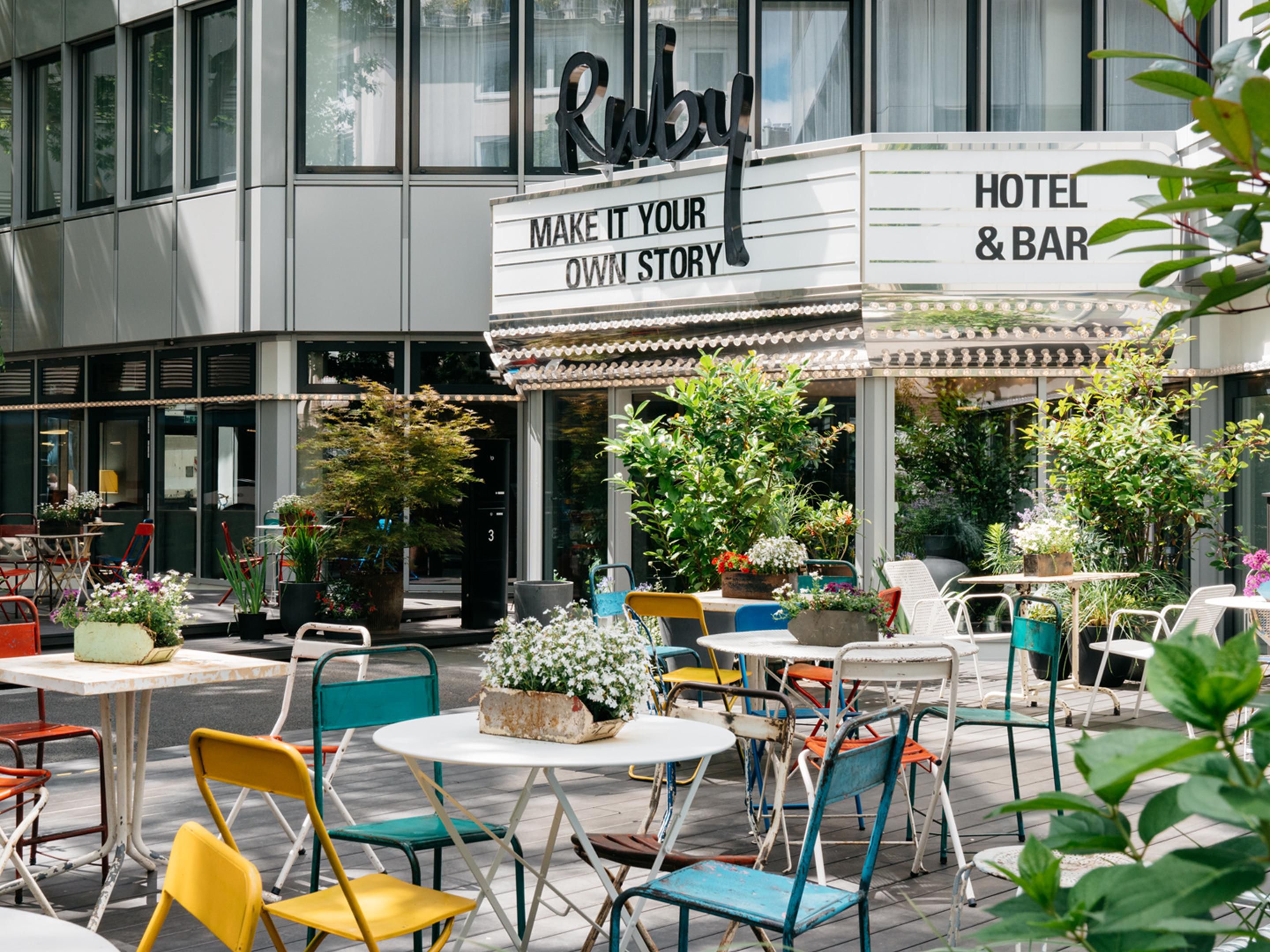 Ruby Leni Hotel Dusseldorf | Courtyard Terrace