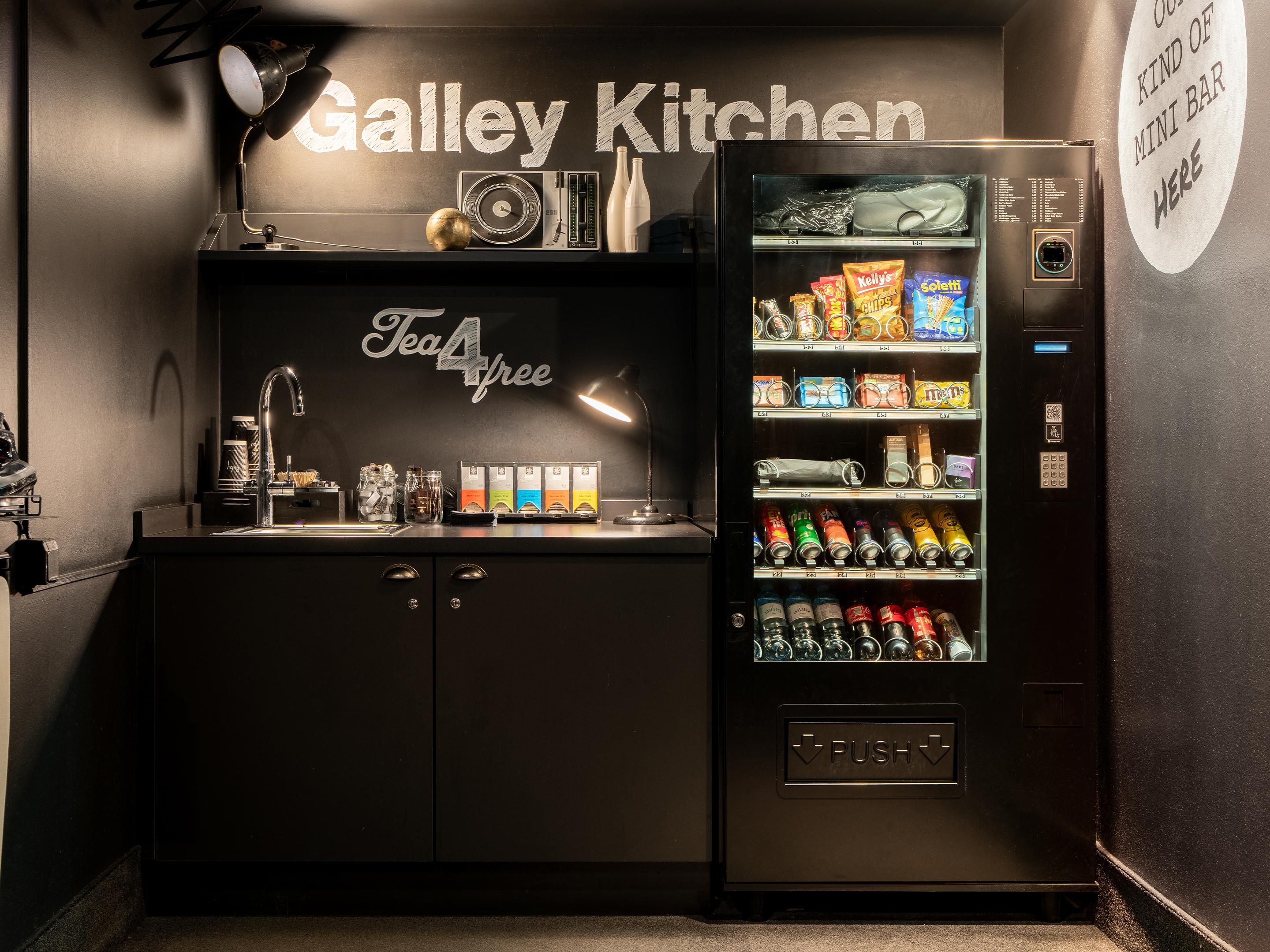 Ruby Lotti Hotel Hamburg | Your go-to galley for snack time