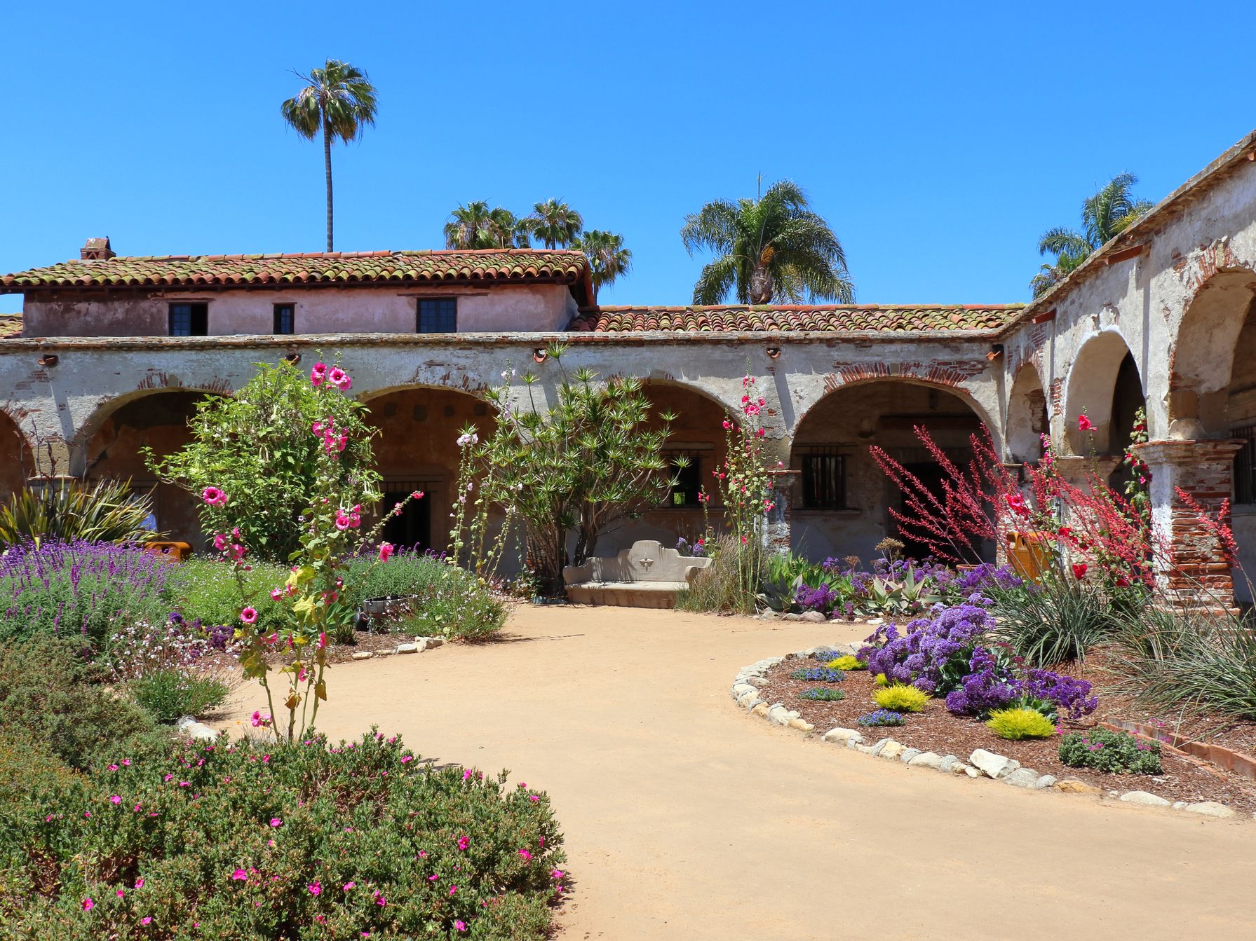Visit the streets of San Juan Capistrano.