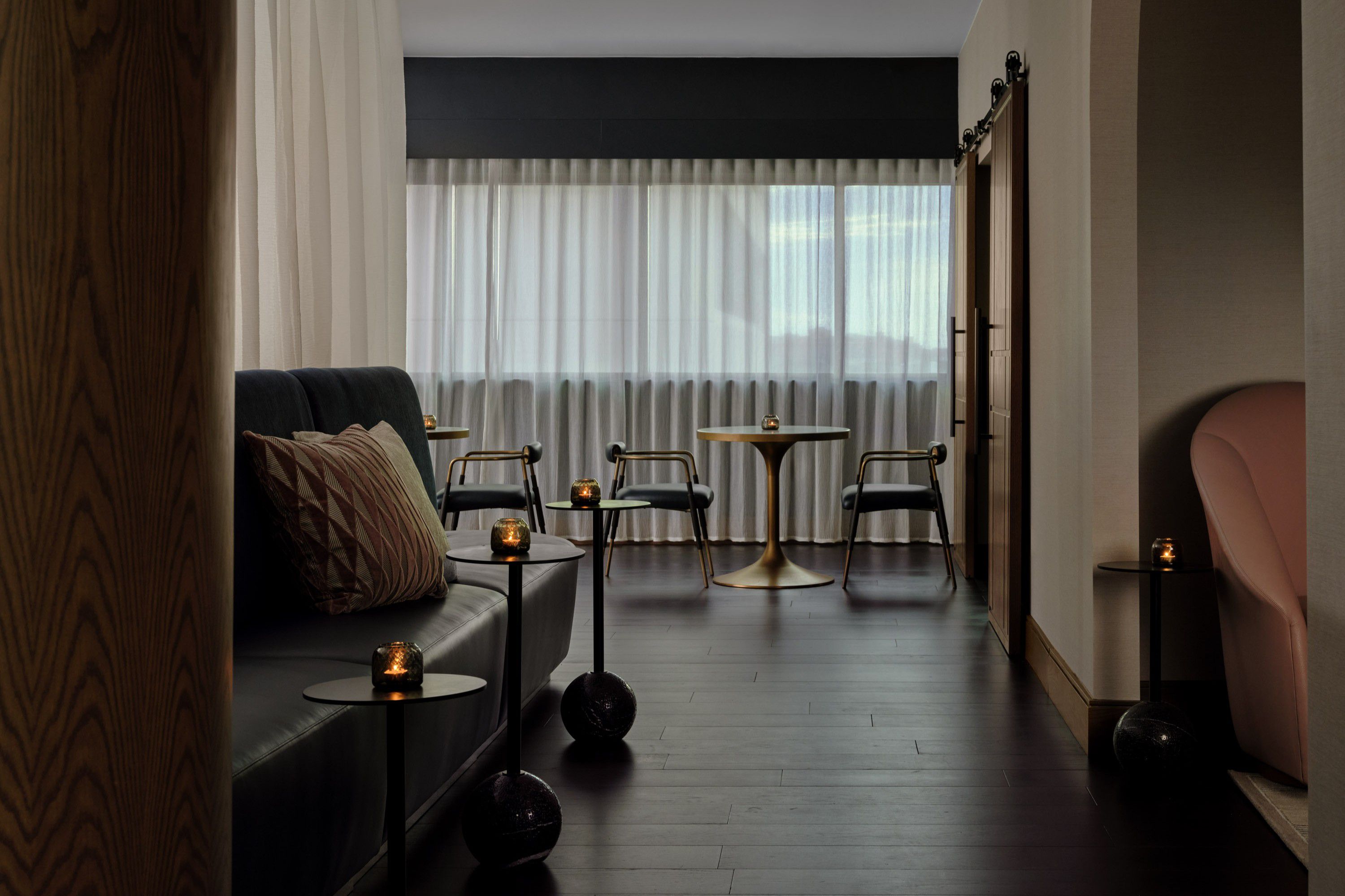 Elegant Club InterContinental lounge with seating and table service.