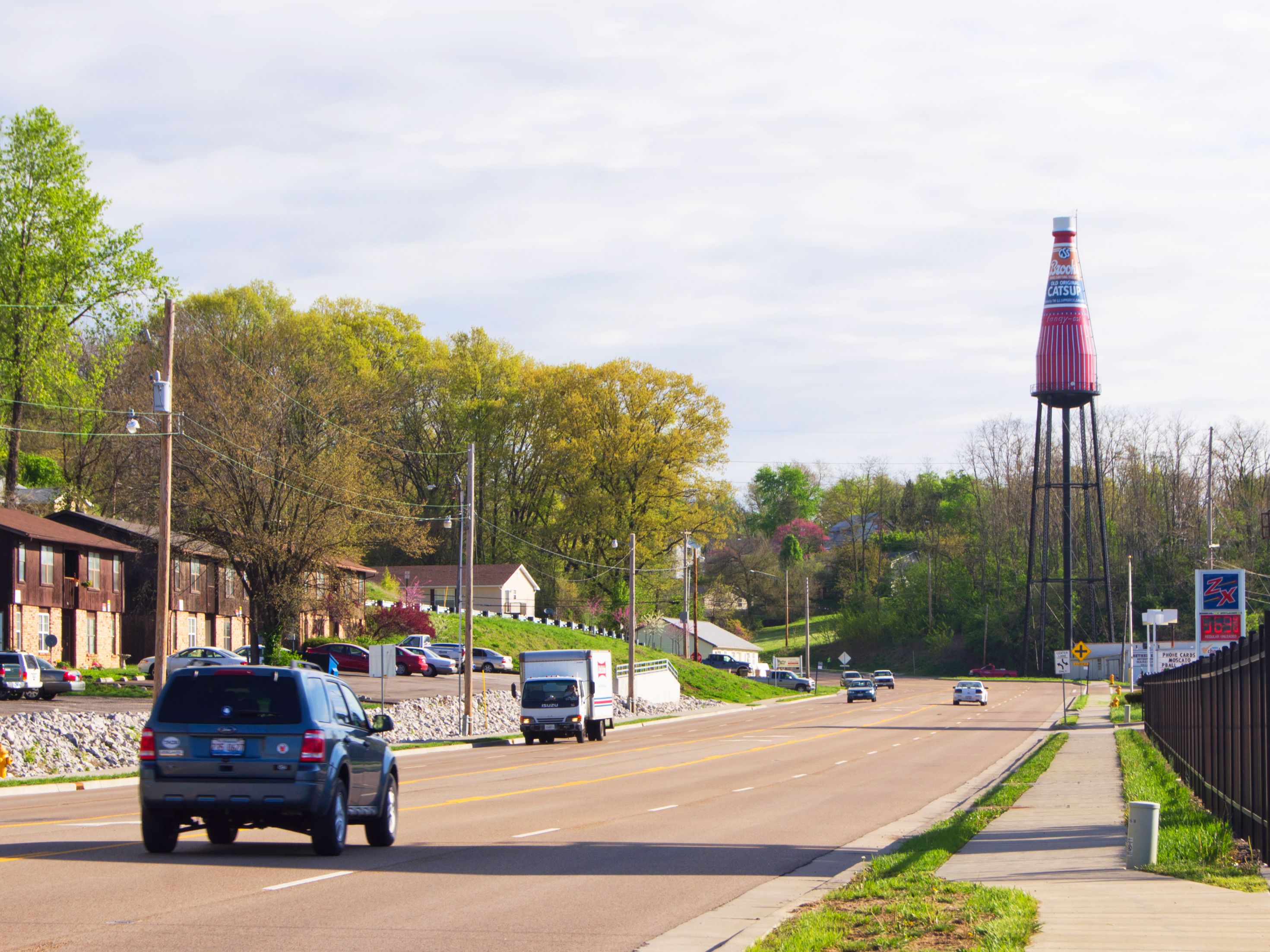 catsup bottle tower in St. Louis