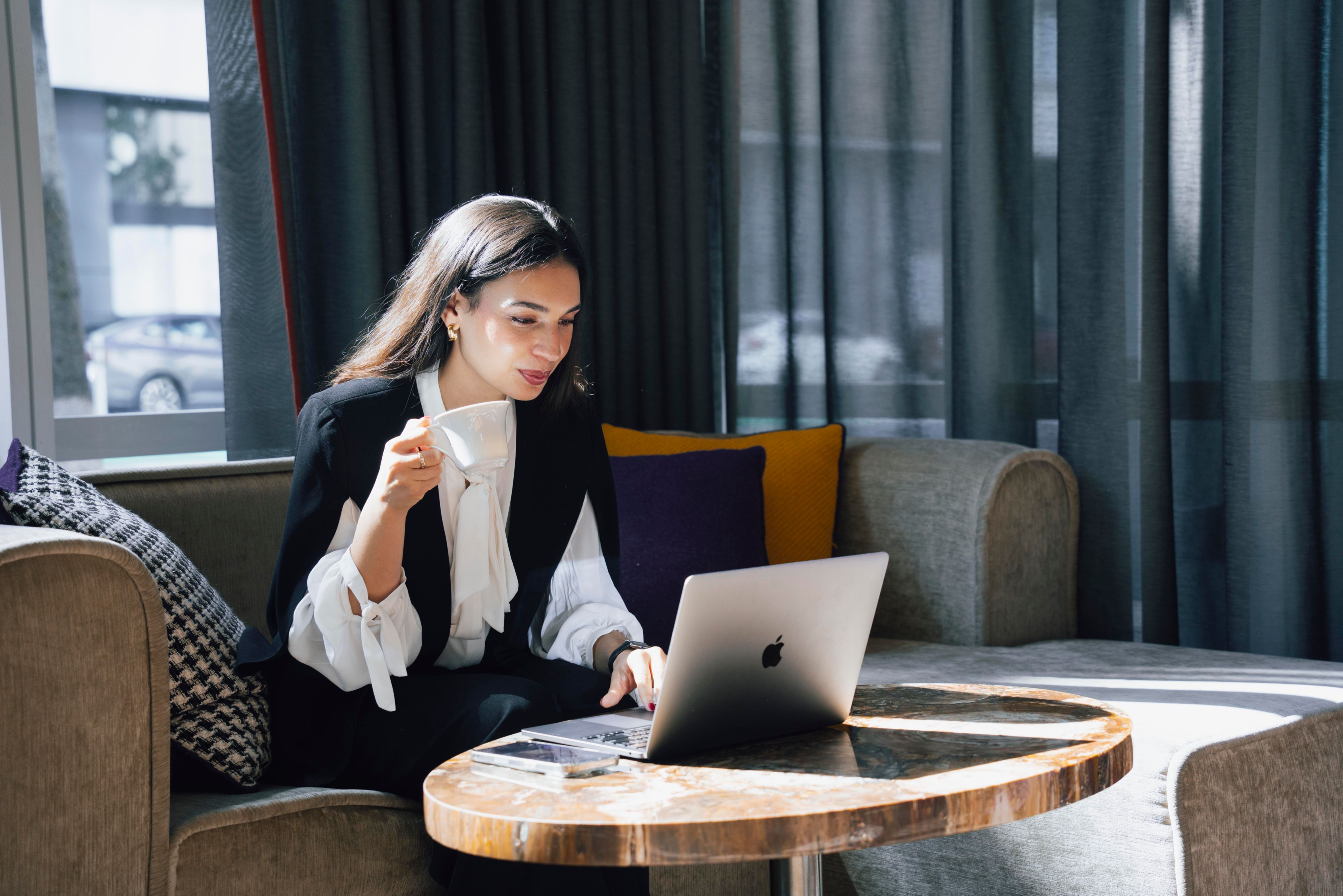 Business traveler at InterContinental San Francisco 