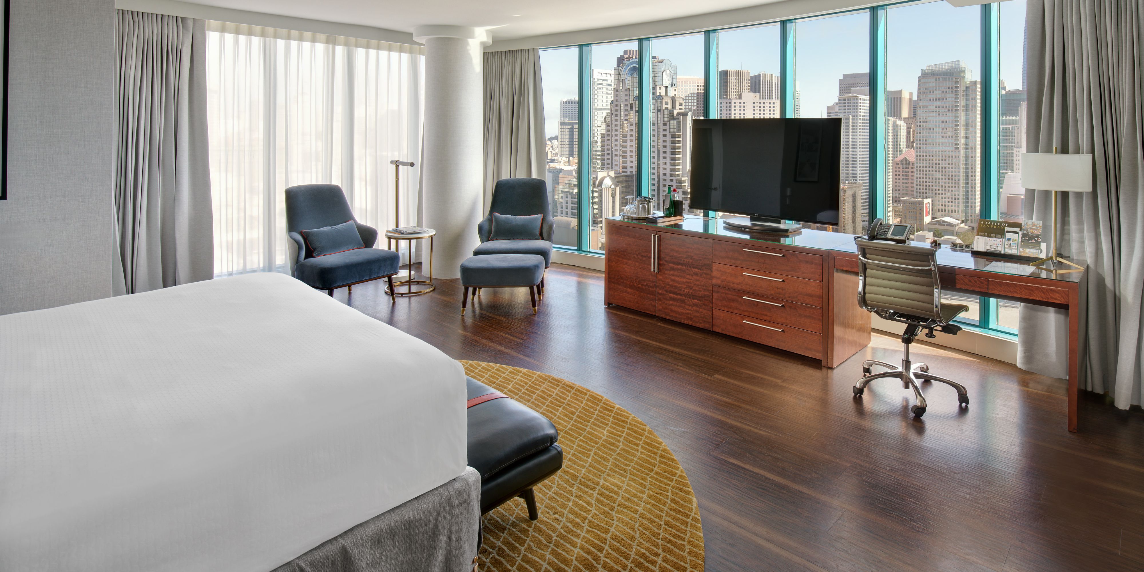 King Junior Suite.