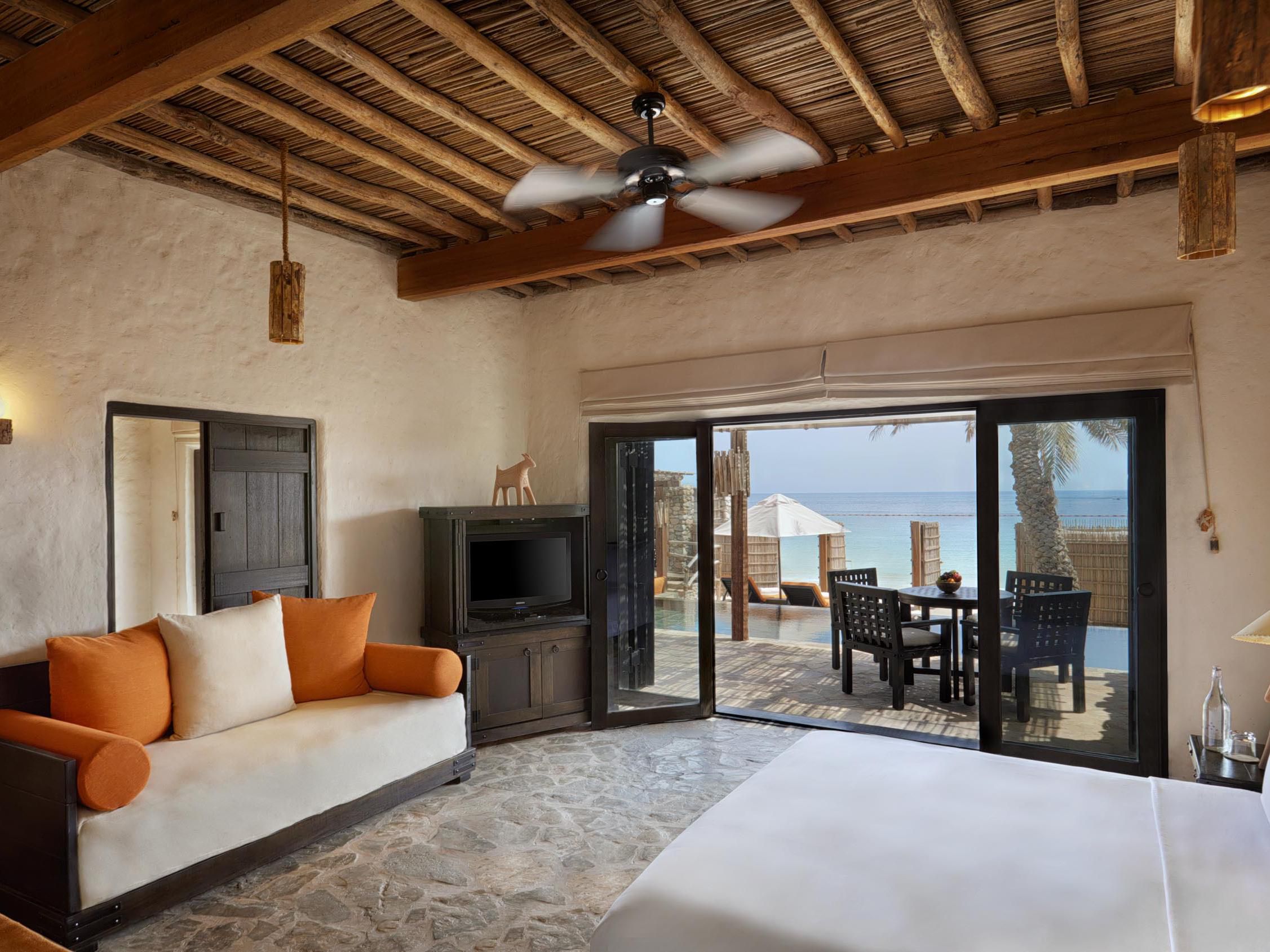 Spacious Omani-styled enclave with cool indoor and outdoor space