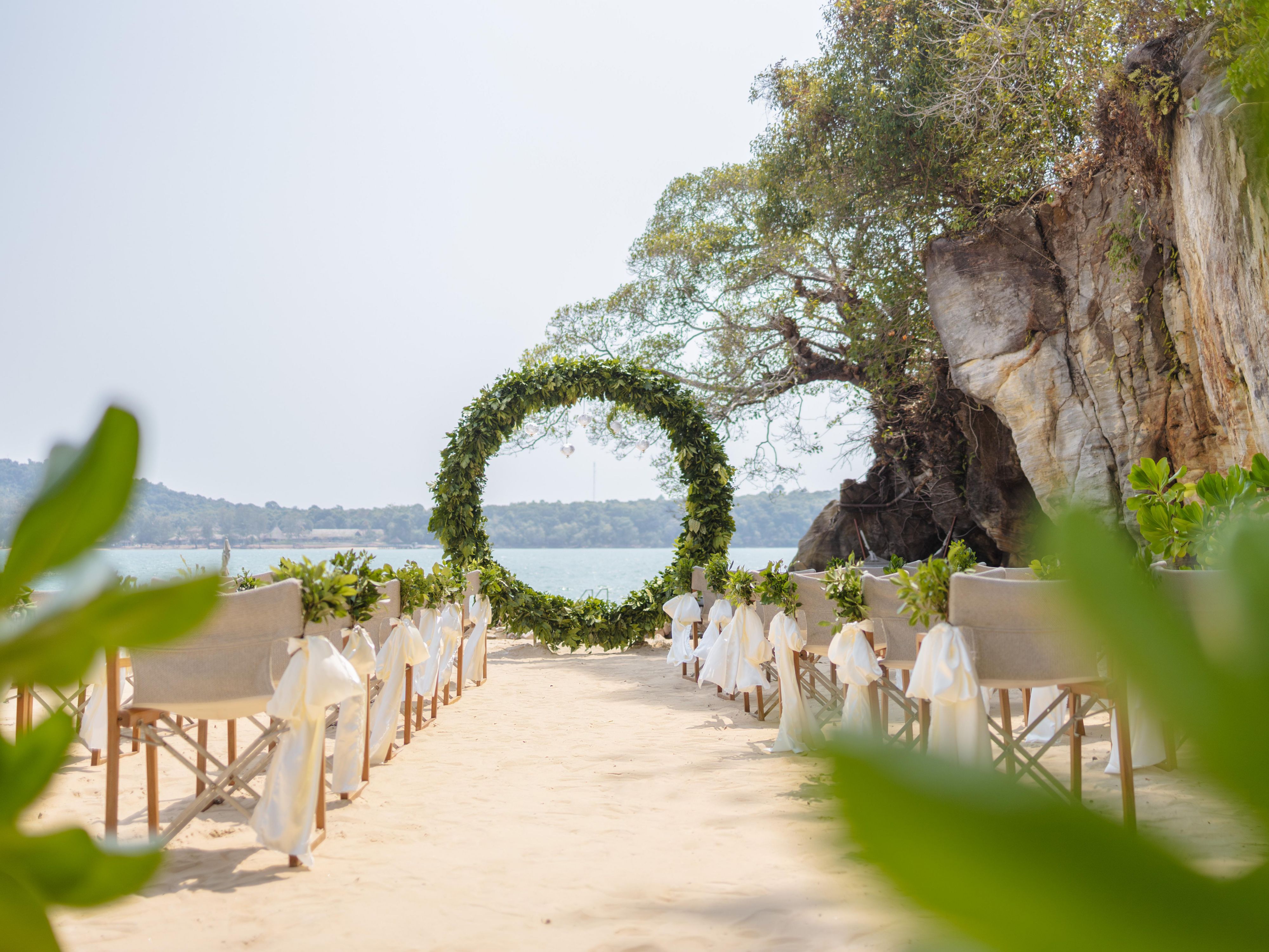 Your dream wedding on a private island and lifetime memories