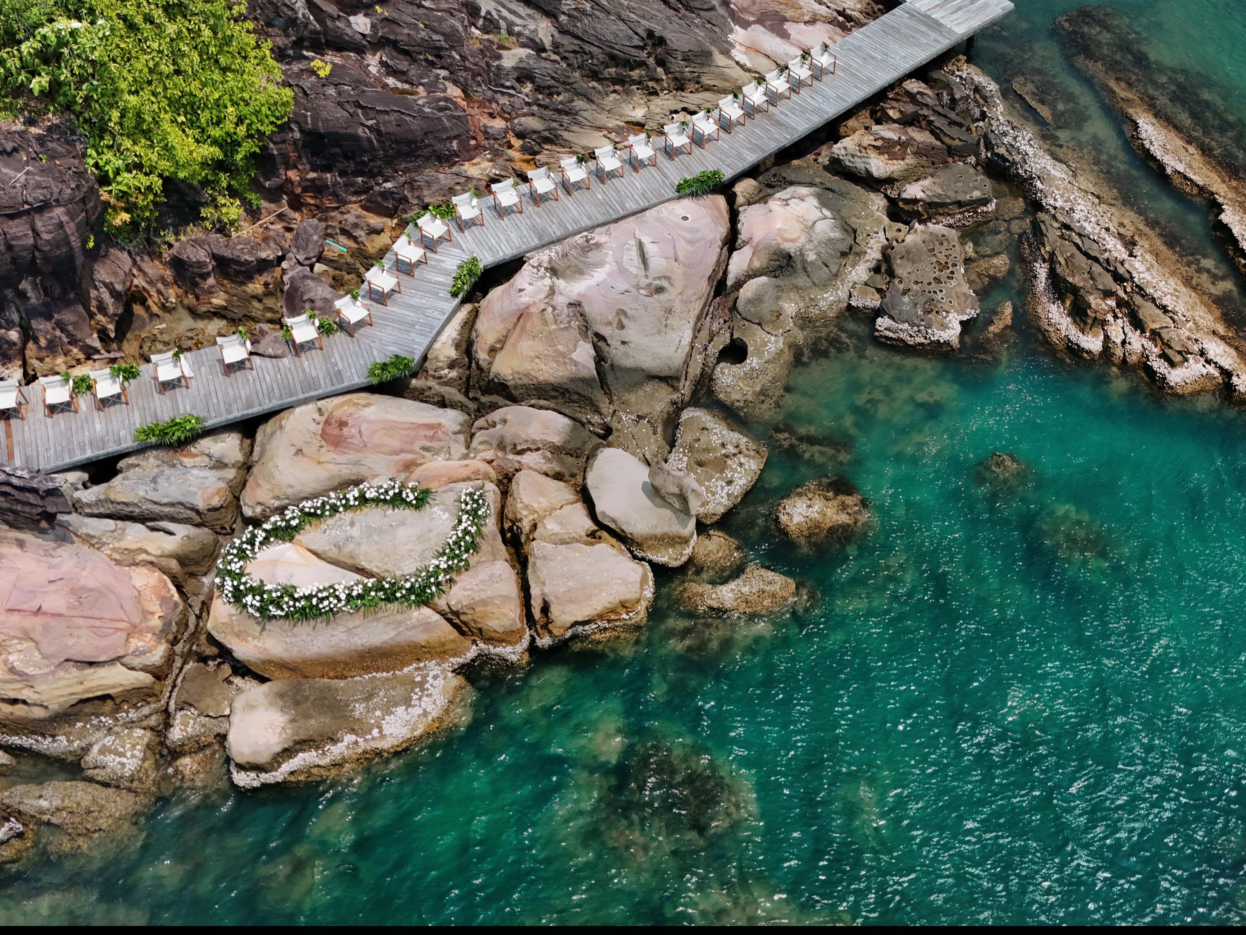 Your dream wedding on a private island and lifetime memories