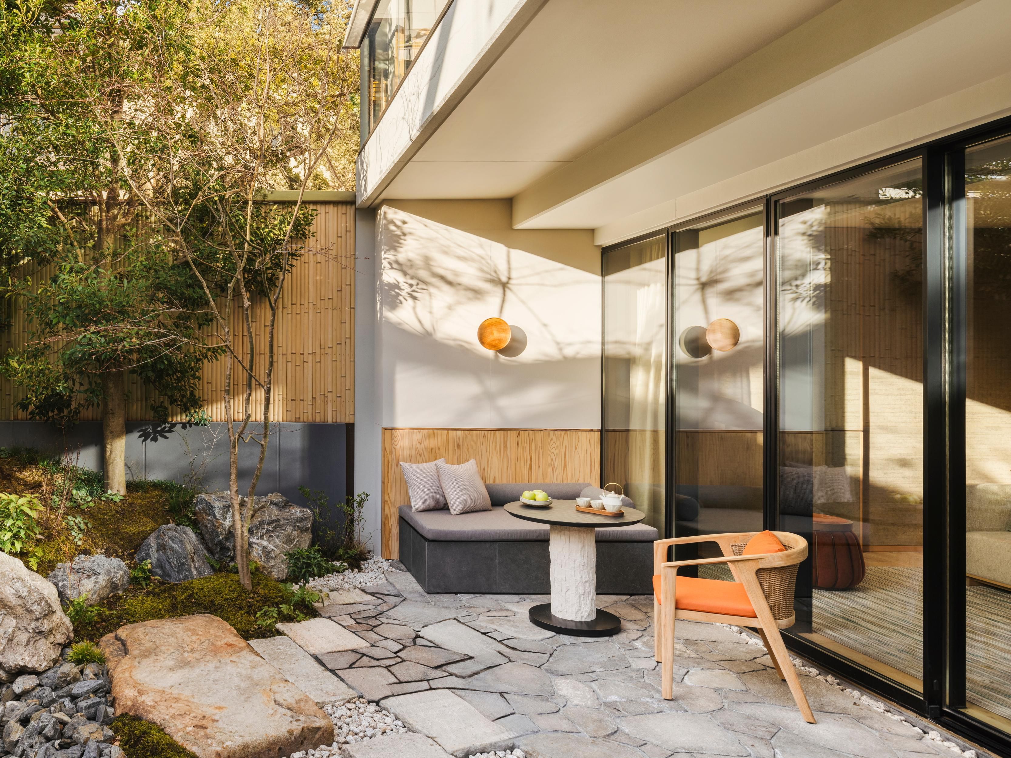 Premier Suite Garden Twin Private Garden