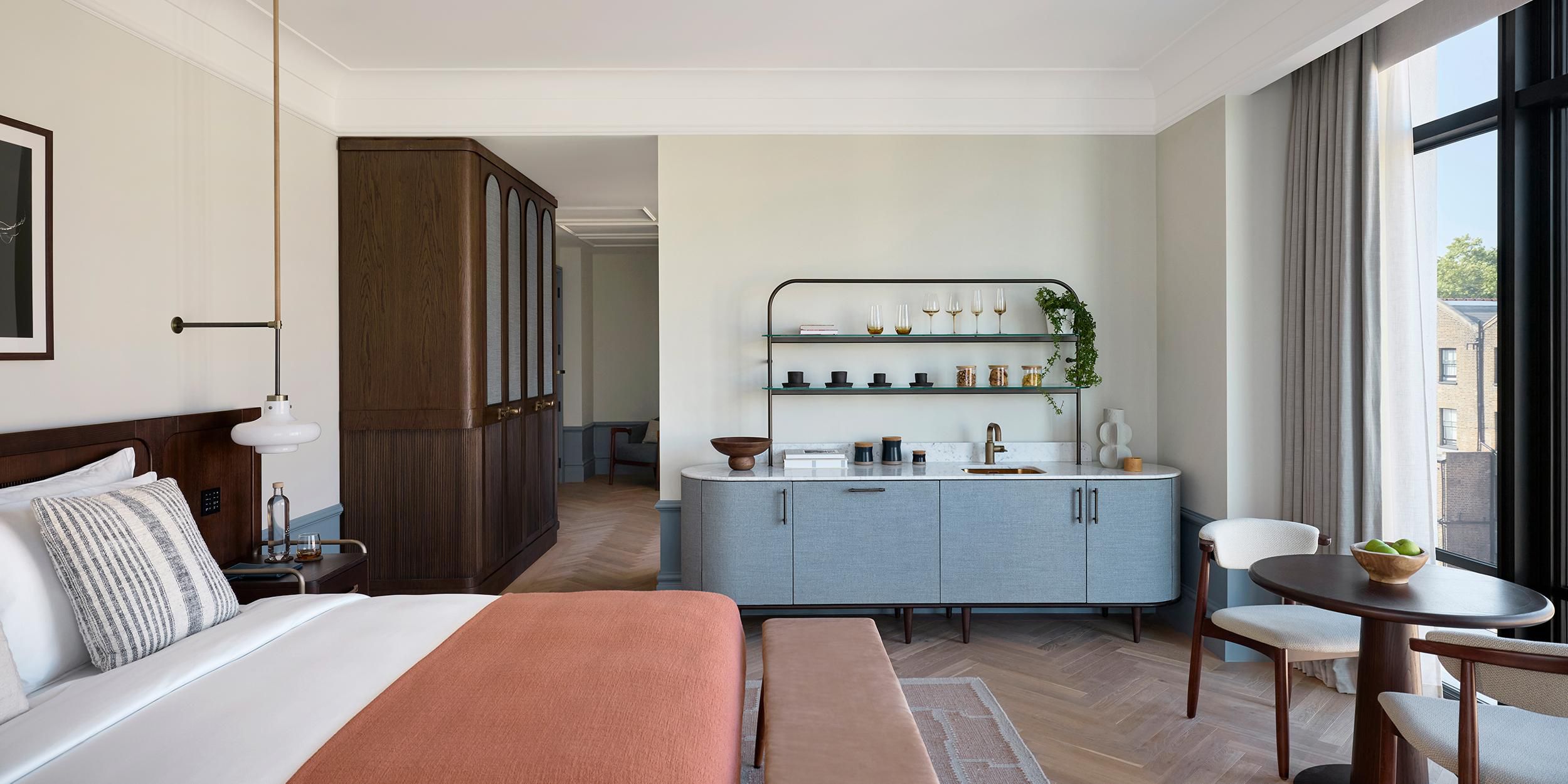 Corner Junior Suite Bedroom