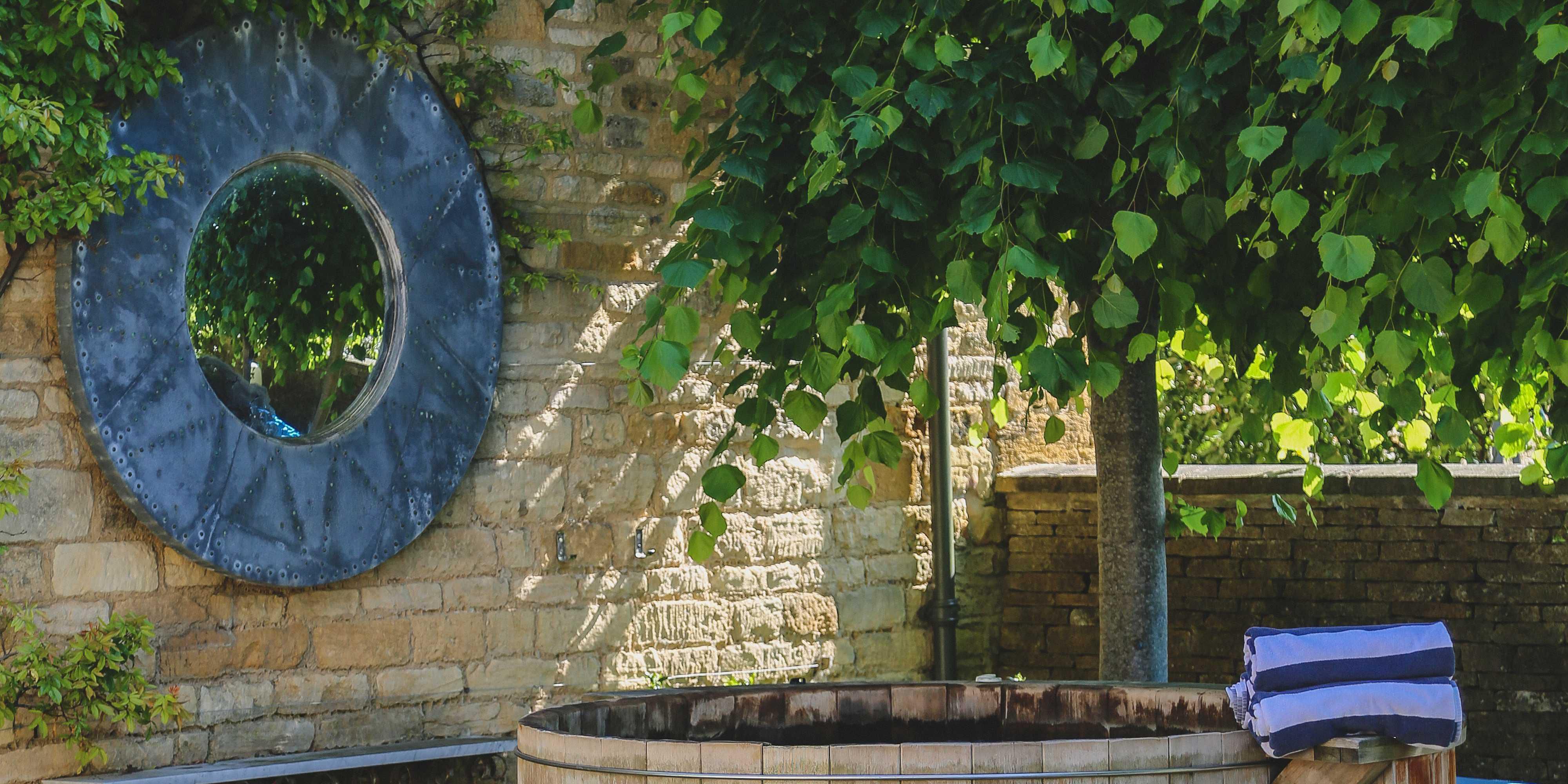 Temple Guiting Manor & Barns Luxury boutique hotel in Cheltenham