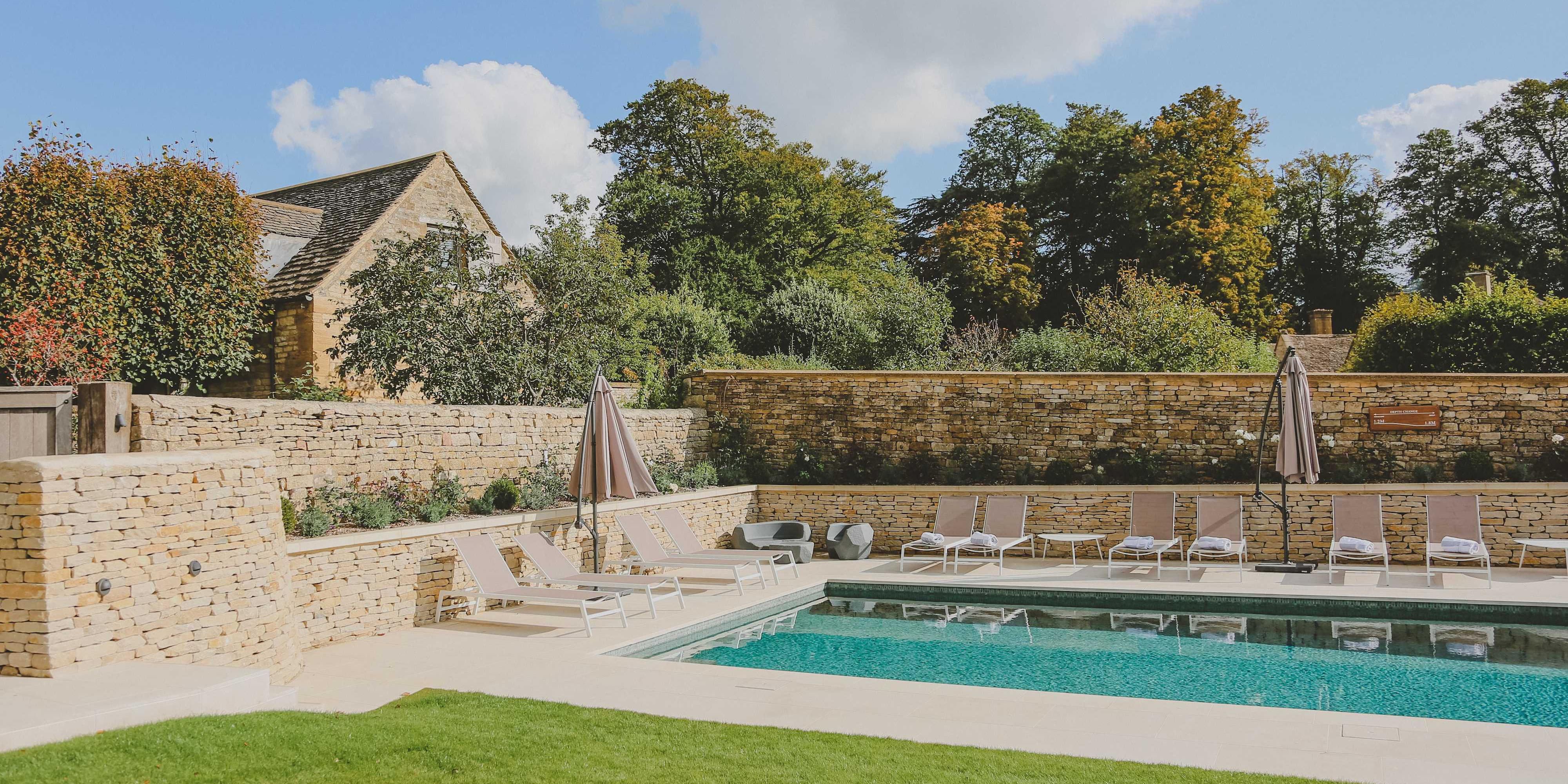 Temple Guiting Manor & Barns Luxury boutique hotel in Cheltenham