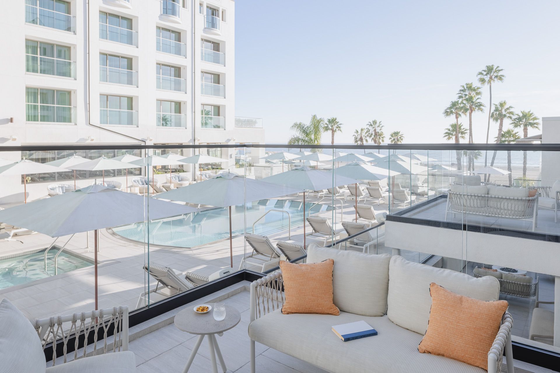 Regent Featured Suite